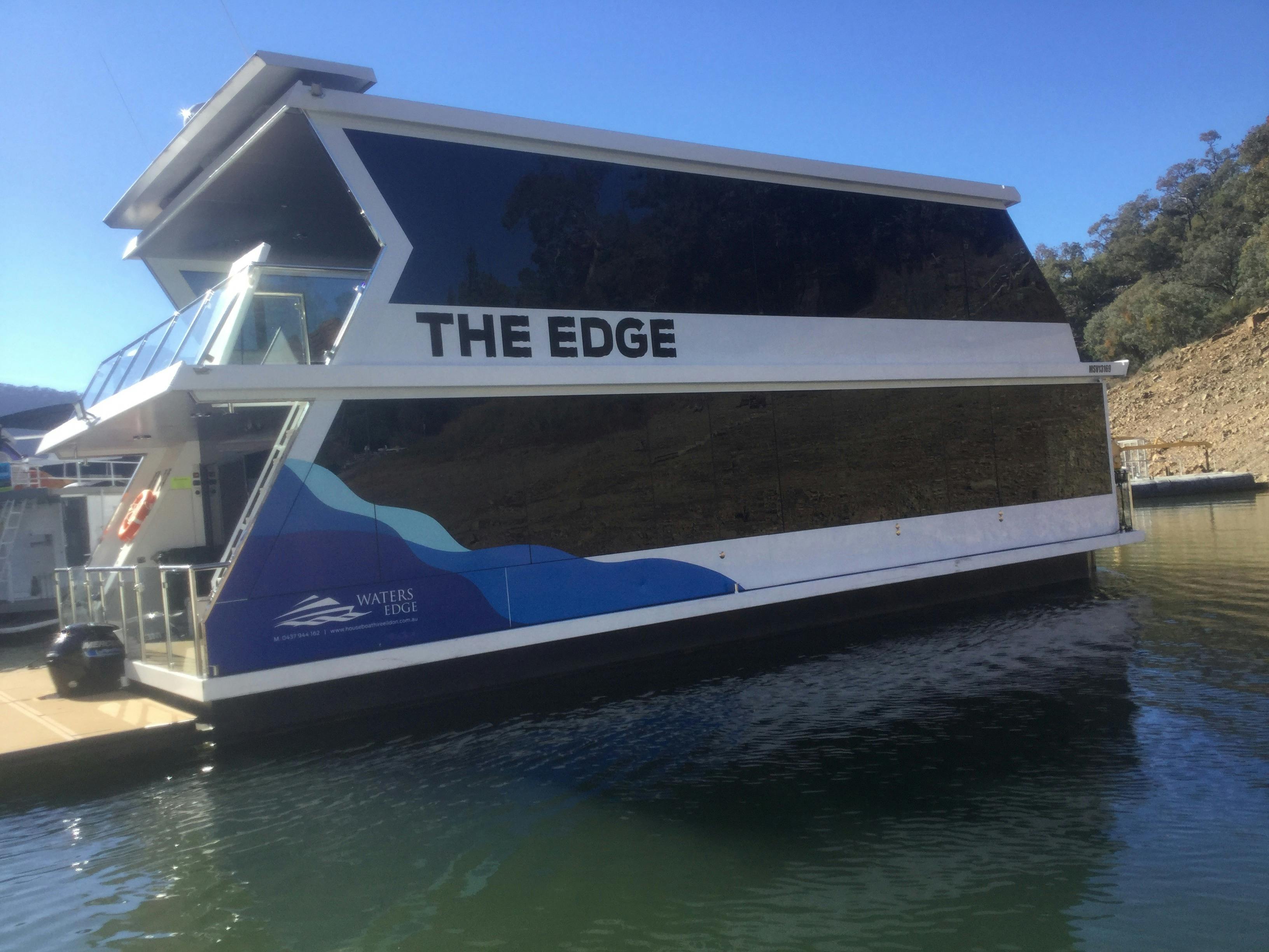 WatersEdge Lake Eildon