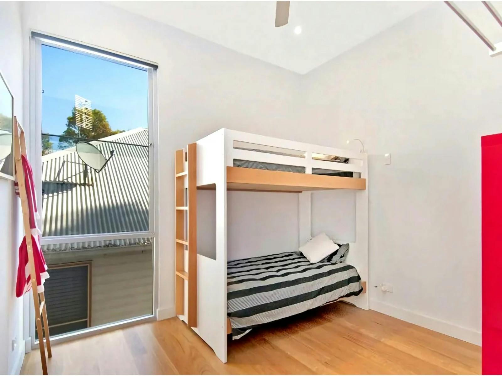 Bunk bedroom perfect for kids to stay