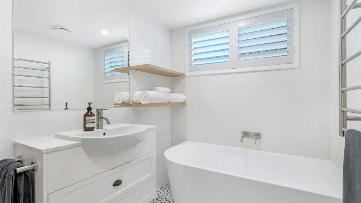 2 bedroom villa in Surfers Paradise - Bathroom 2 bedroom villa in Surfers Paradise - Bathroom