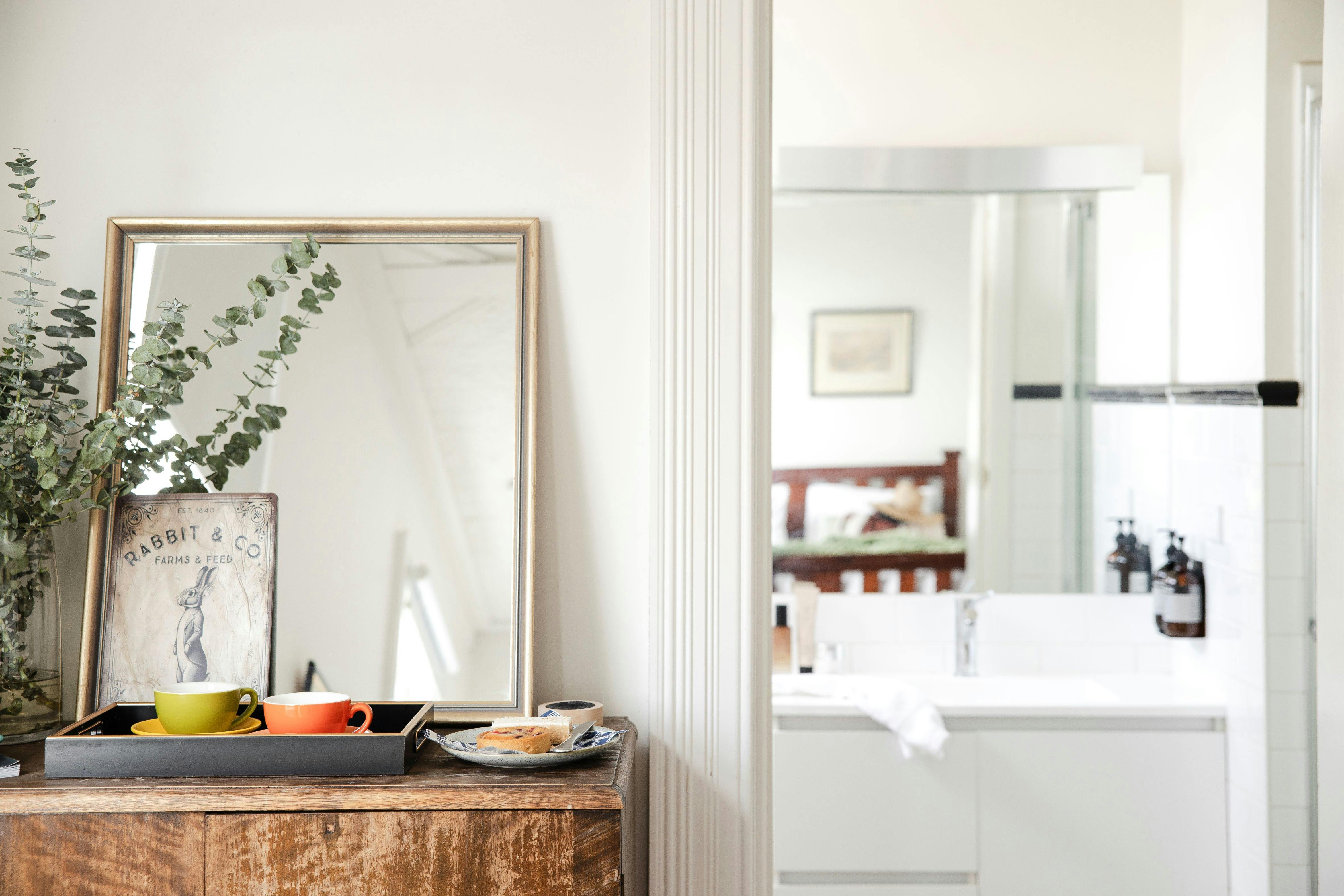 King bedroom with private ensuite