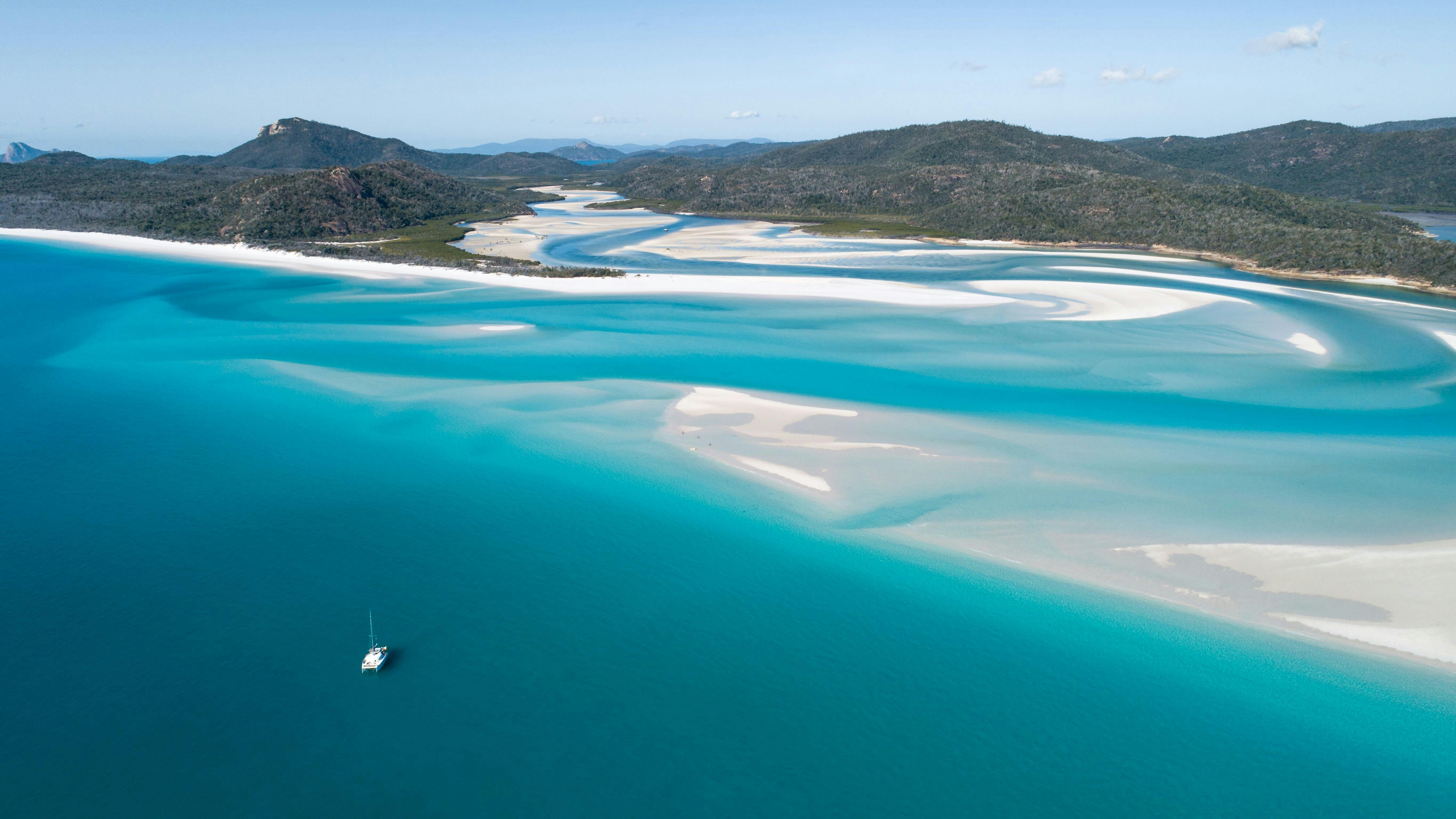 Queensland Yacht Charters member of Dream Yacht Charter Hamilton Island