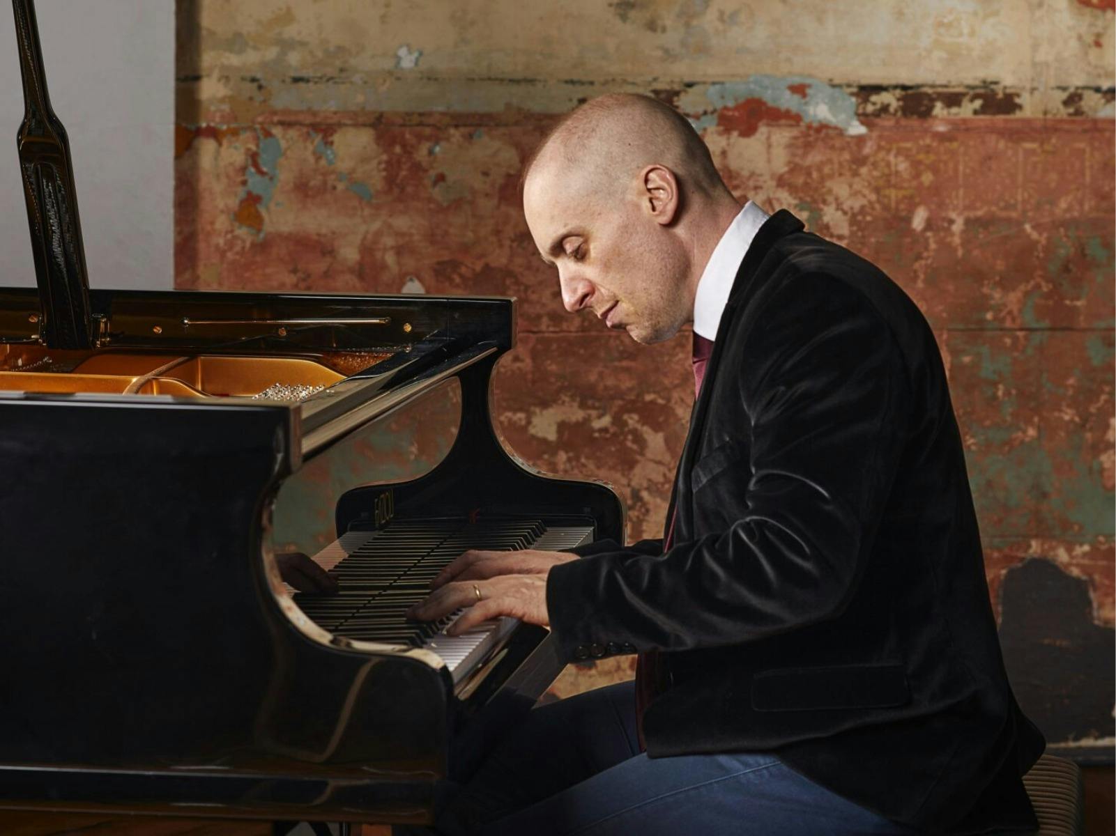 Simon Tedeschi – Solo und auf Anfrage