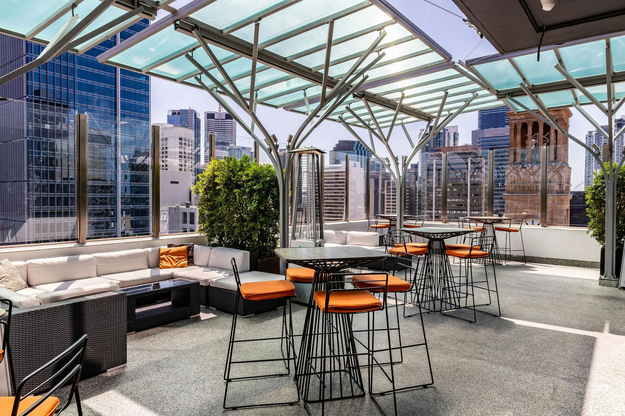 Sixteen Anlters Rooftop Bar