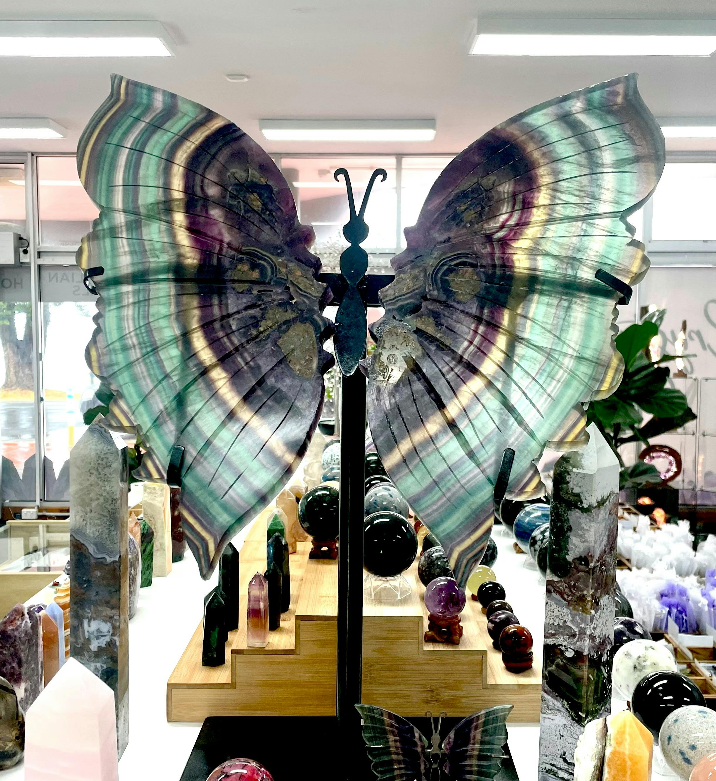 Crystal Mantle