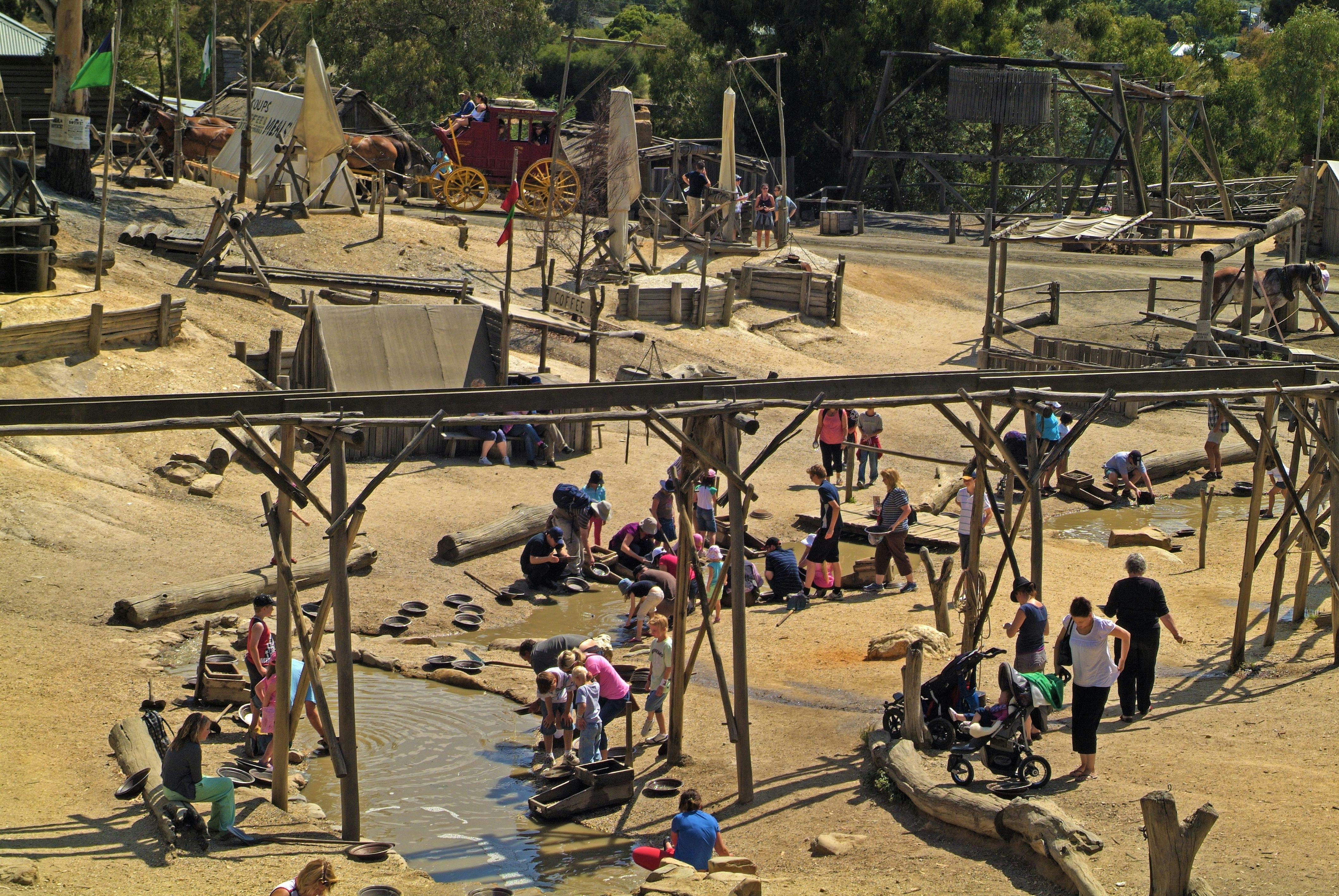 Gold City and Wildlife: A Ballarat and Sovereign Hill Day Trip