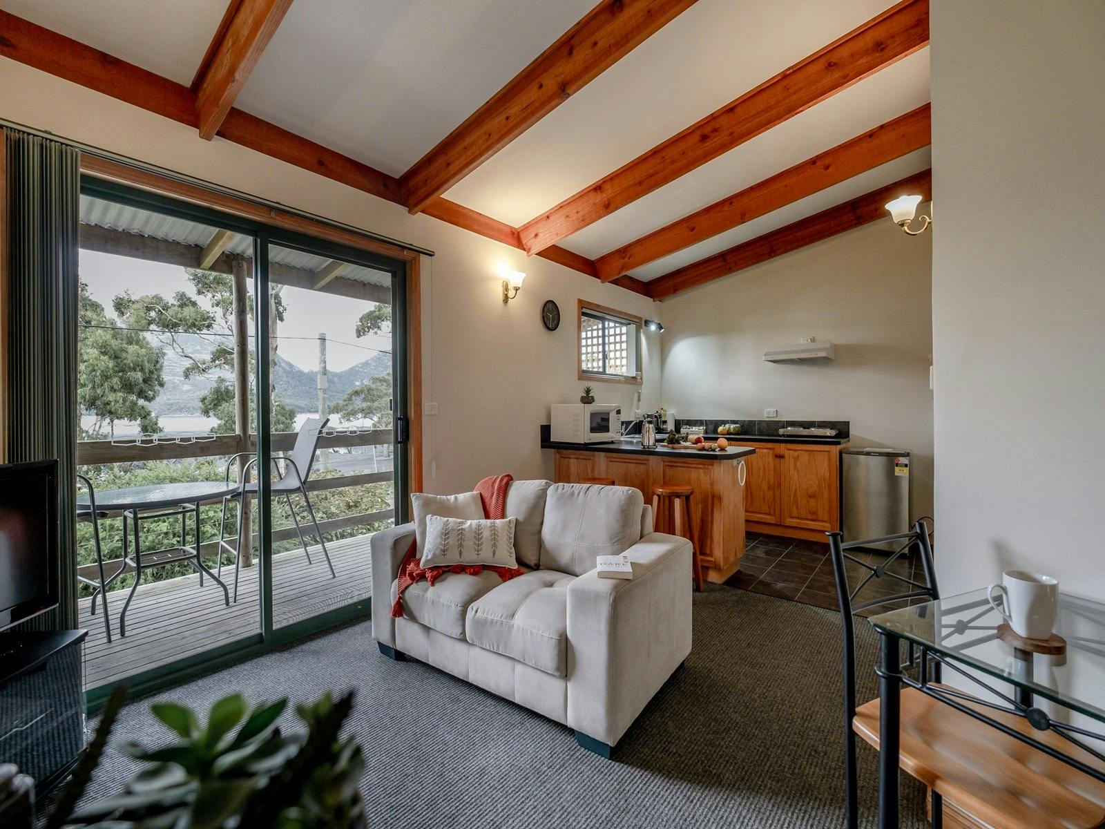 Freycinet Cottage 1