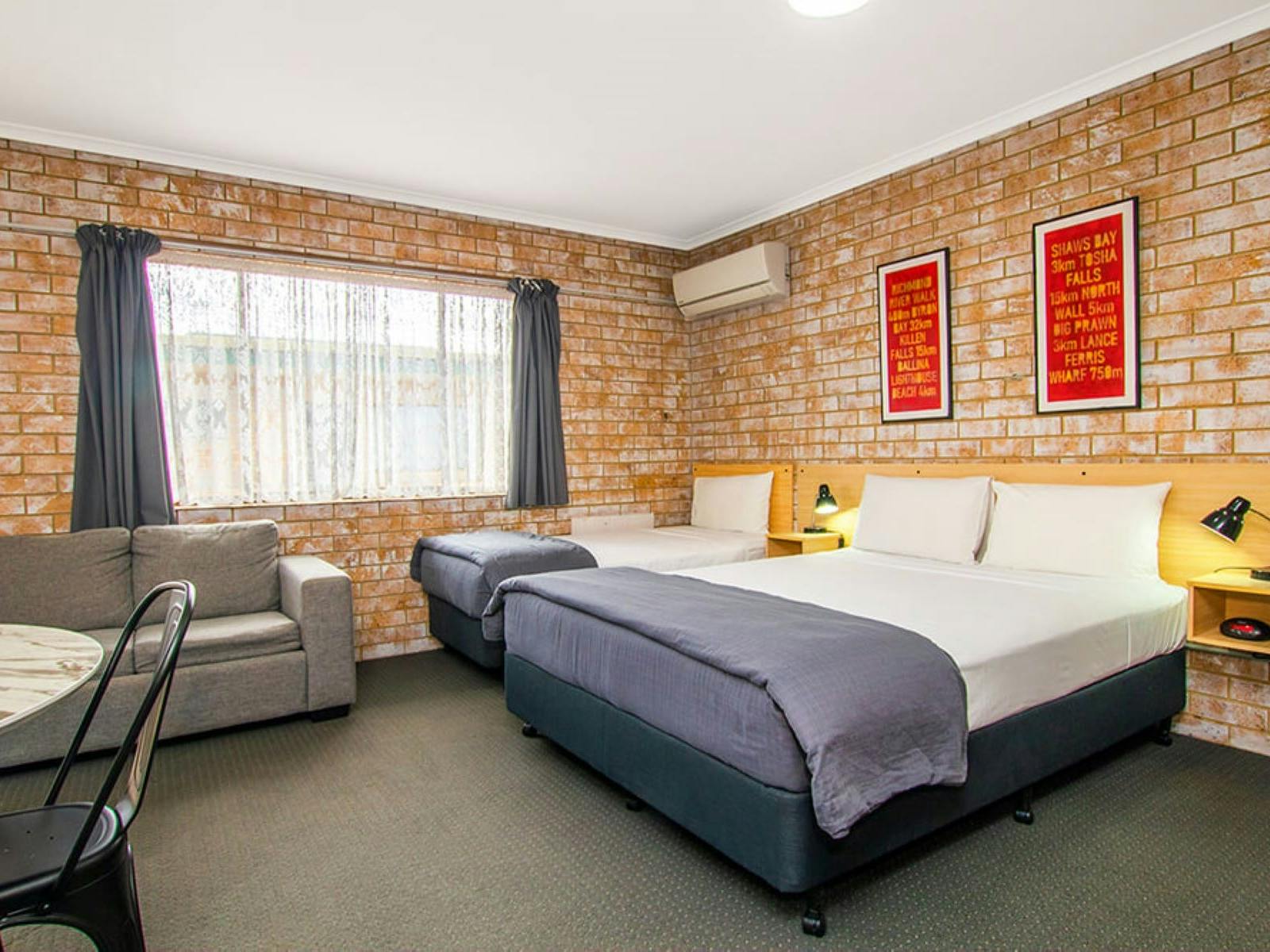 Twin room