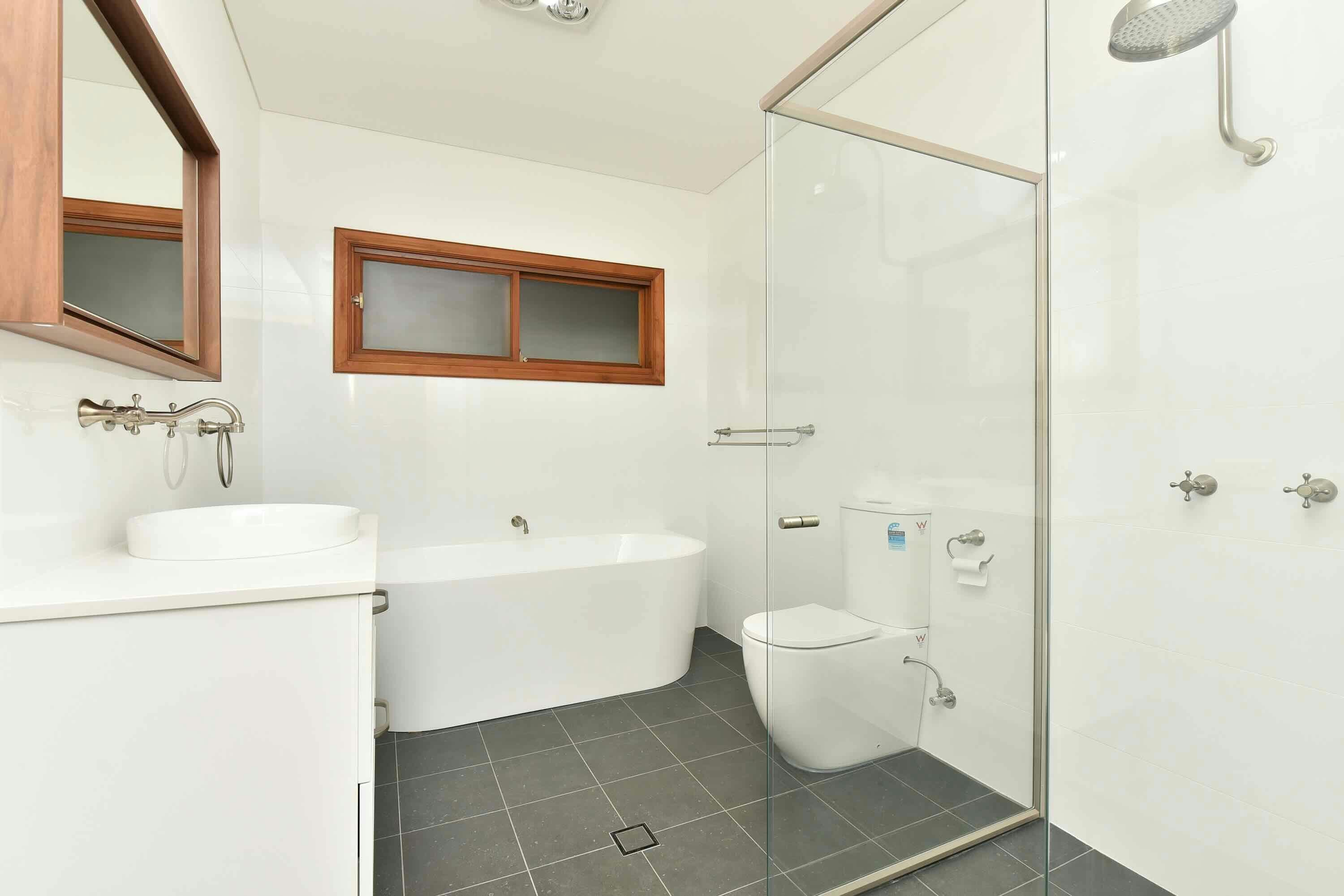 Bathroom with tub