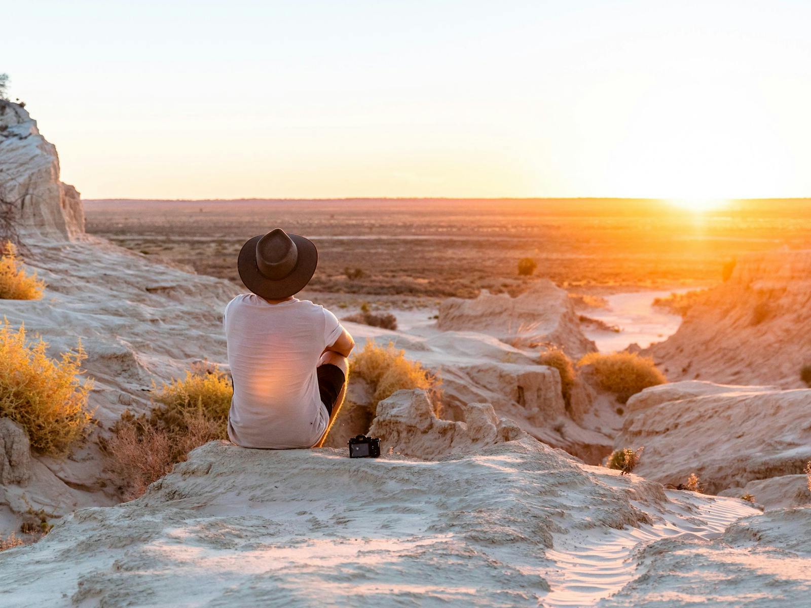 Watching sunset at the Walls of China in Mungo National Park