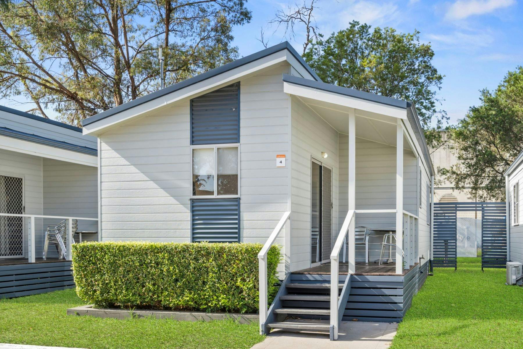 2 Bedroom Deluxe Cabin