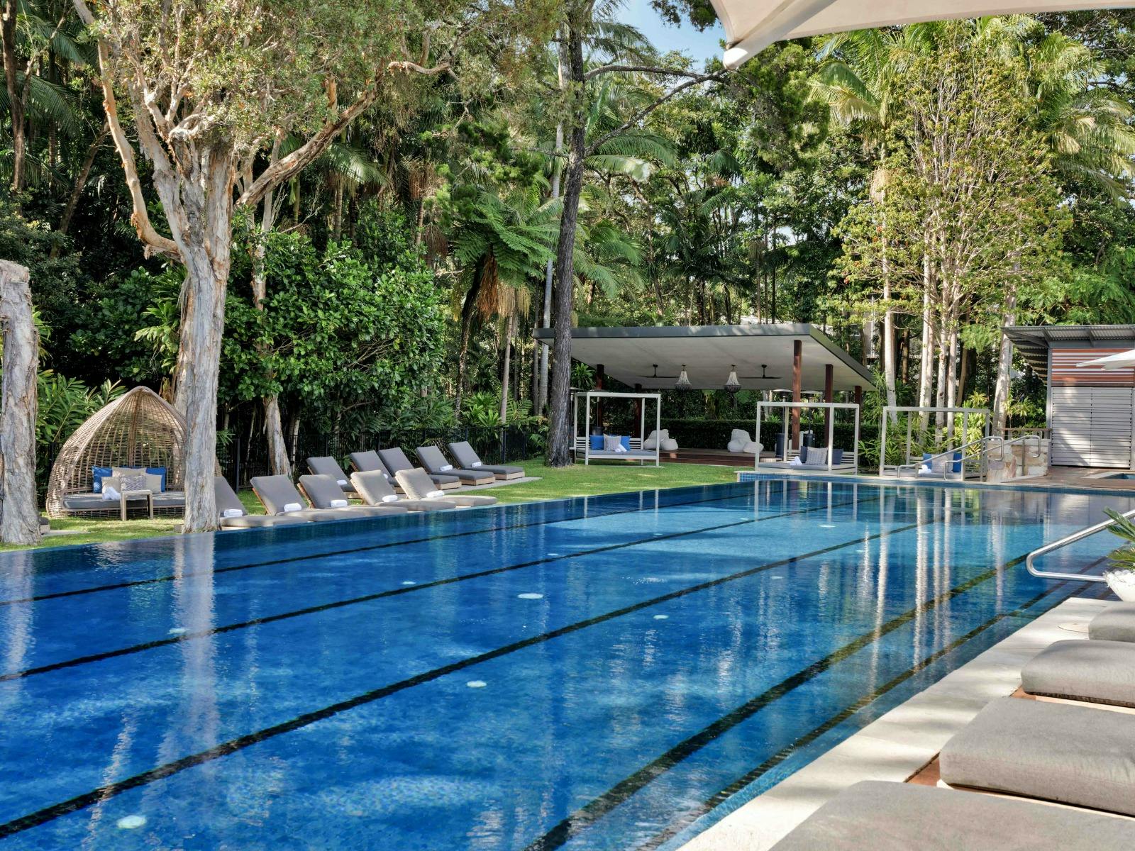 クリスタルブルック バイロン インフィニティ プール