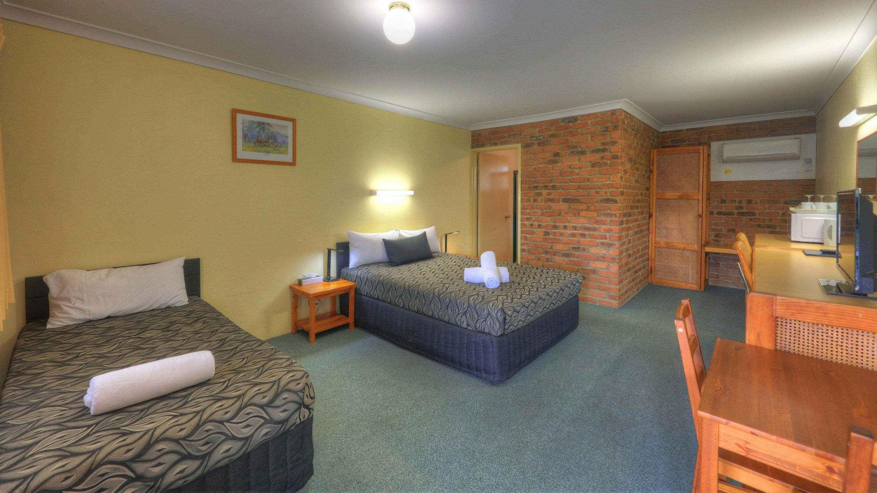 Wondai Colonial Motel And Ivorys Restaurant Queensland