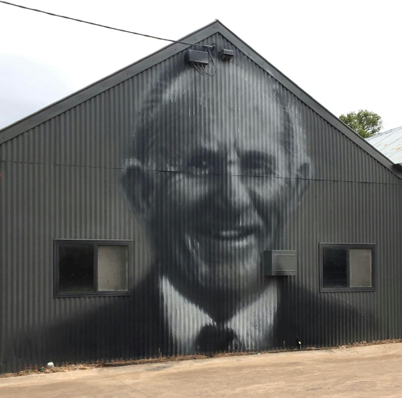 Loss Hamilton Mural