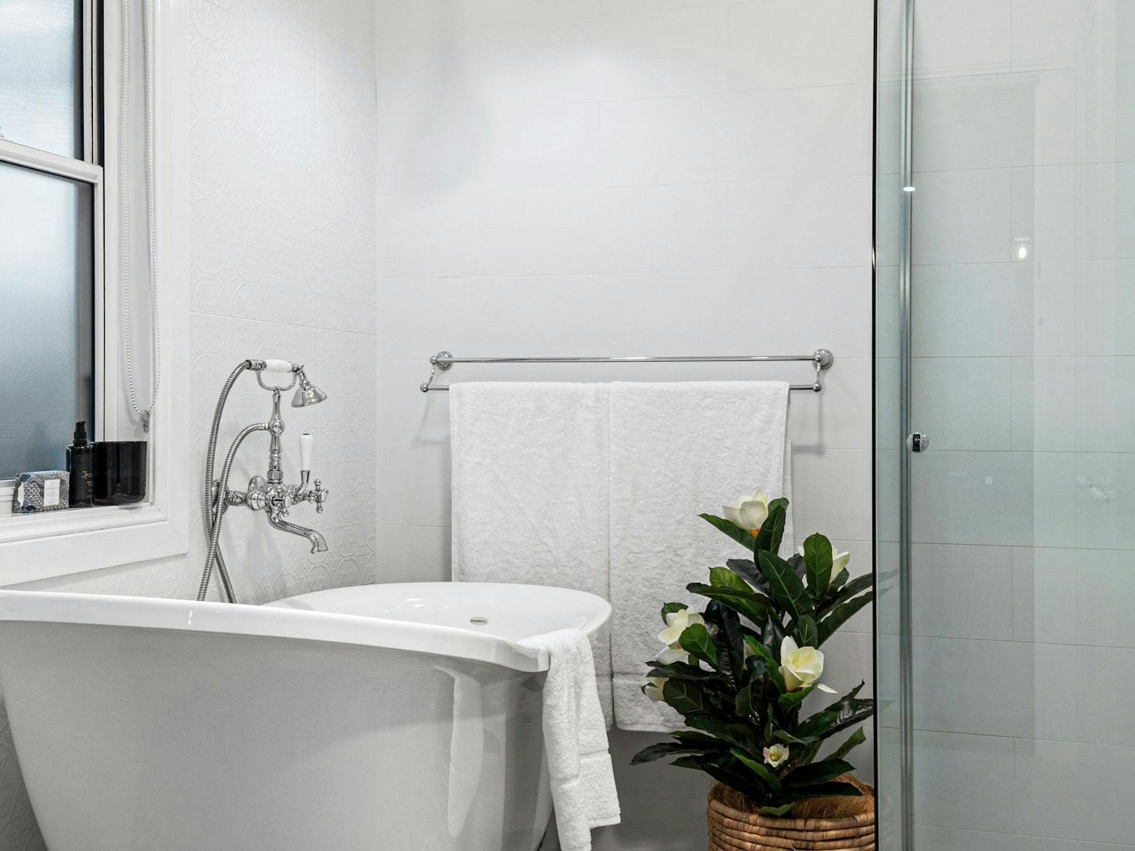 Main bathroom