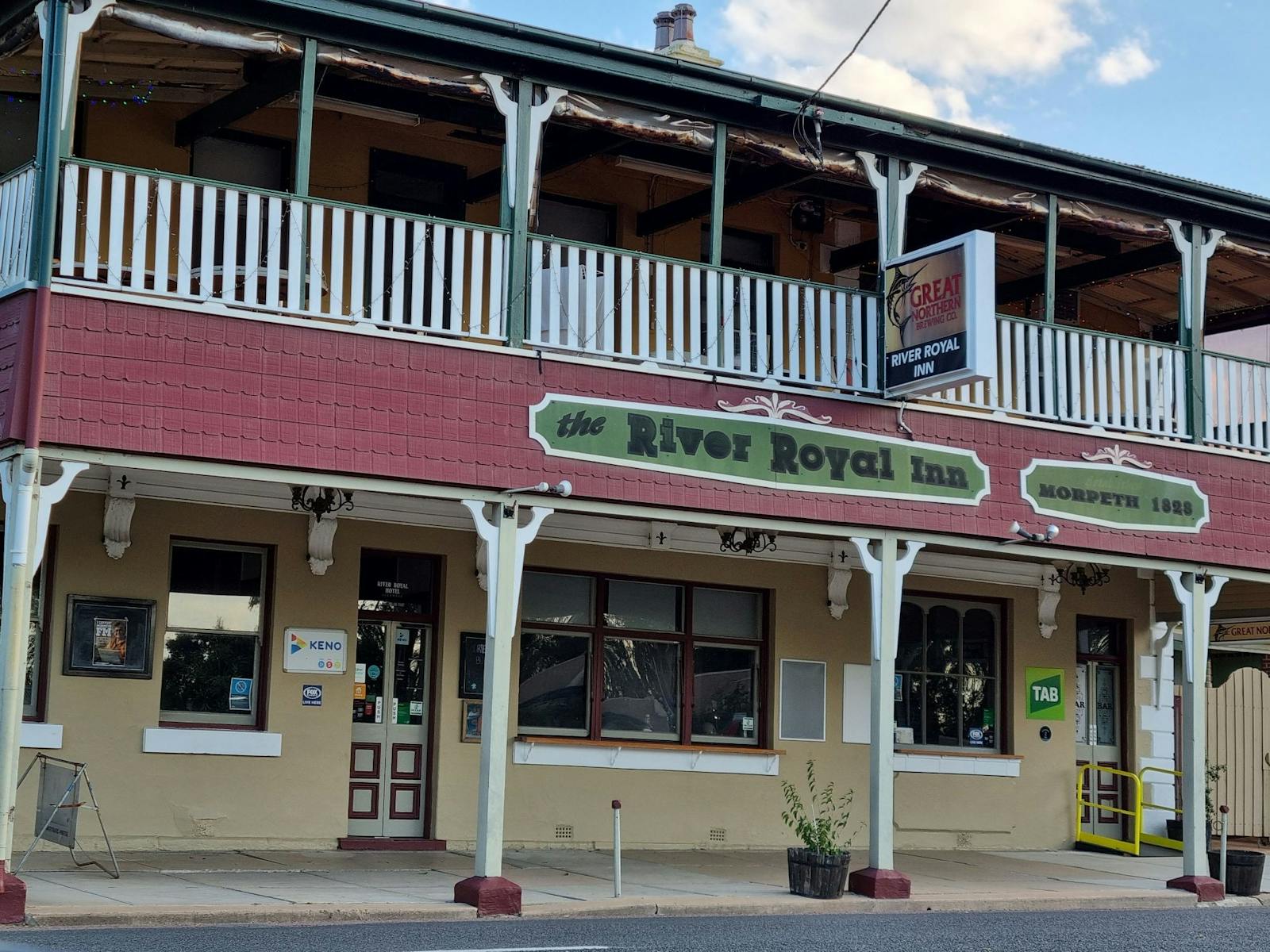 Ray River Inn River Royal Inn - My Maitland