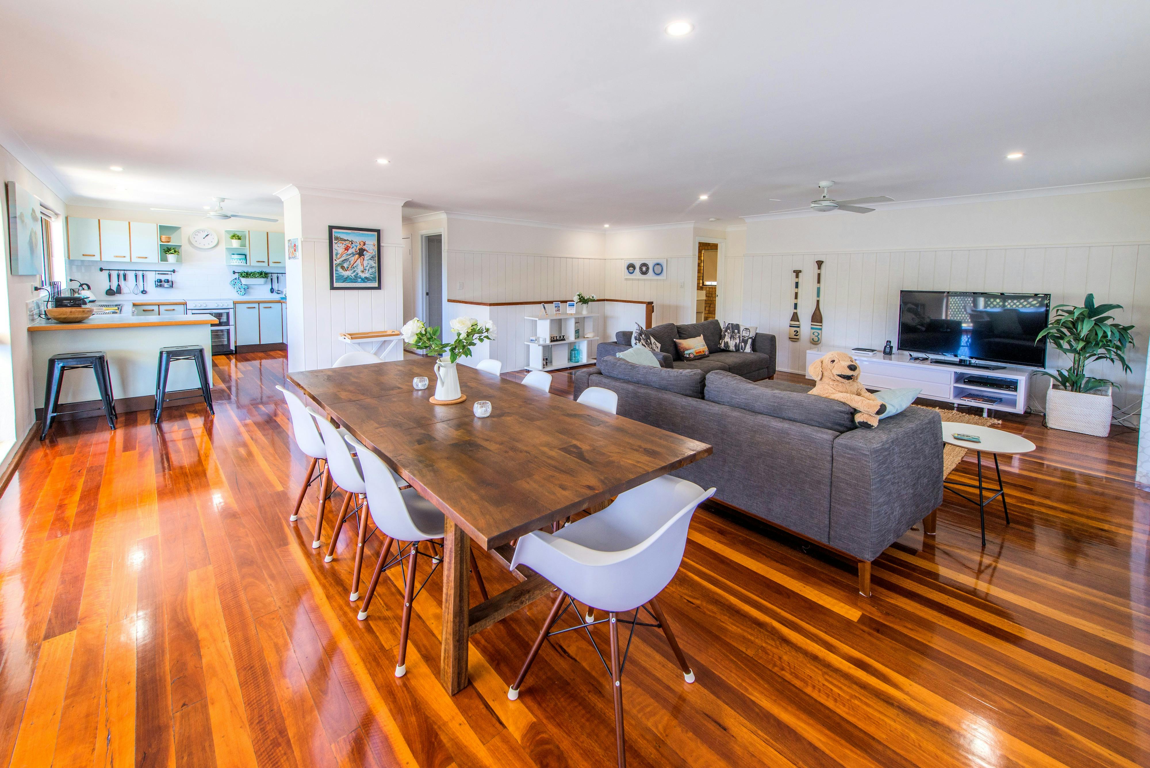 Ray White North Stradbroke Island