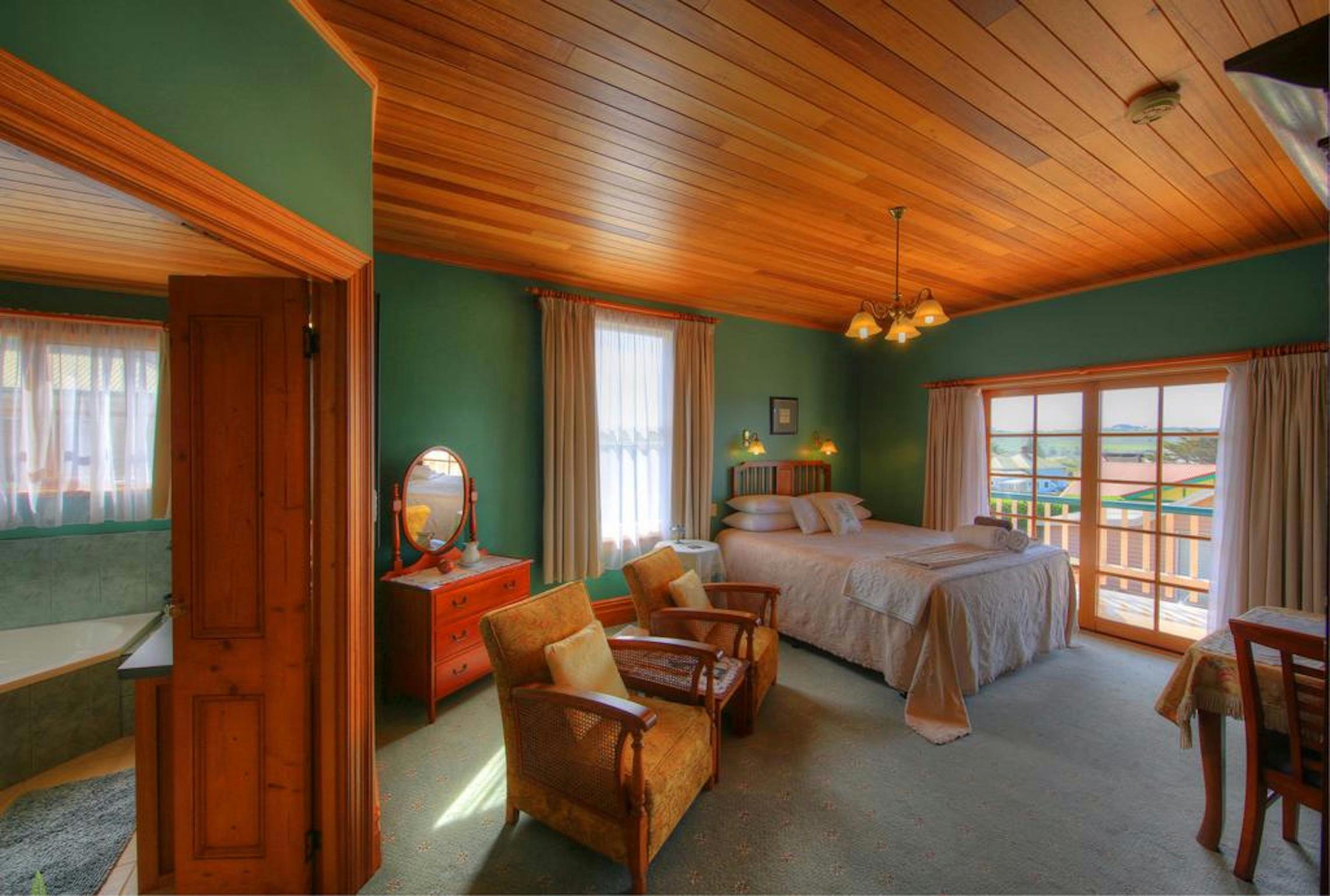 King Room