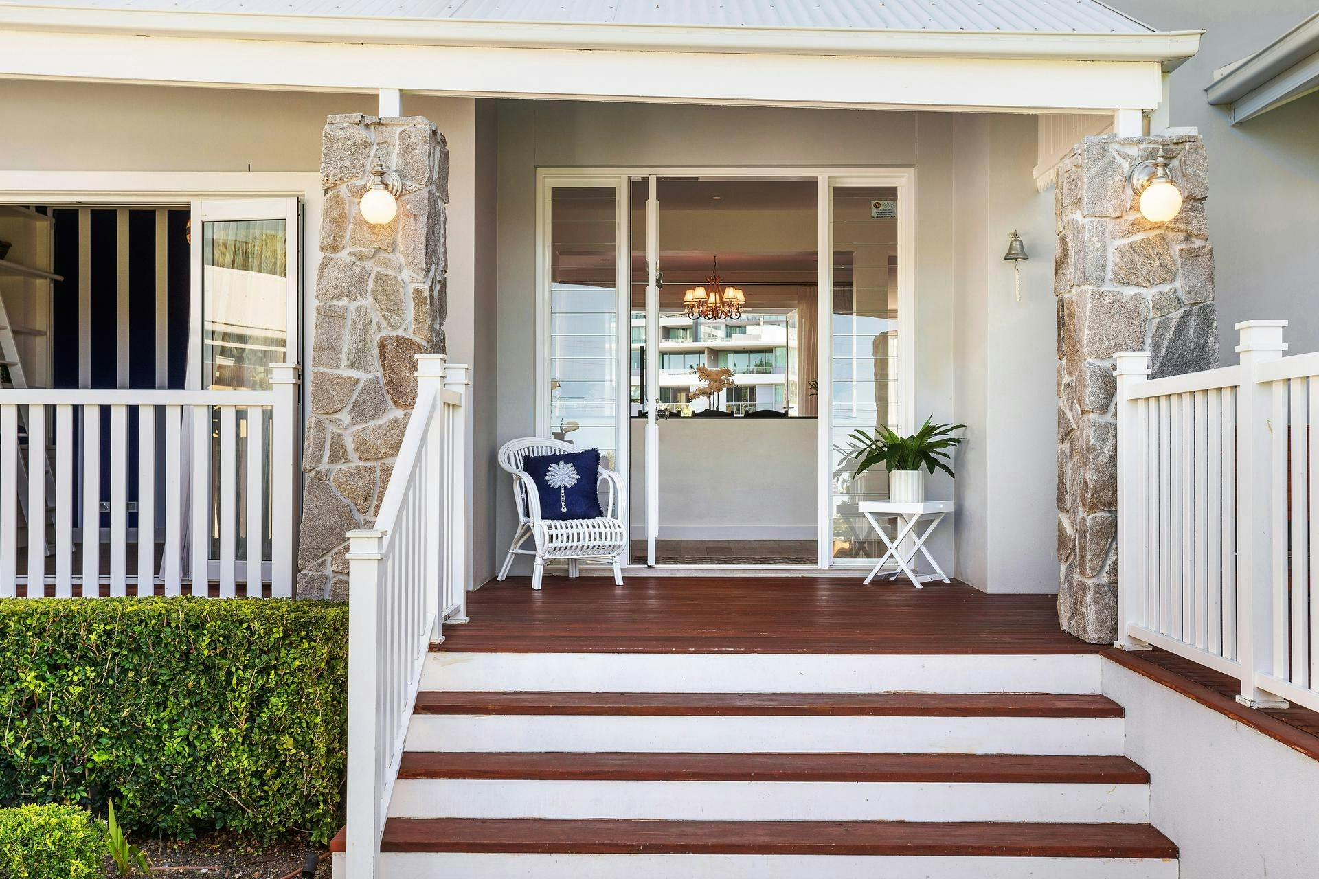 Elite Holiday Homes Hamptons Hideaway