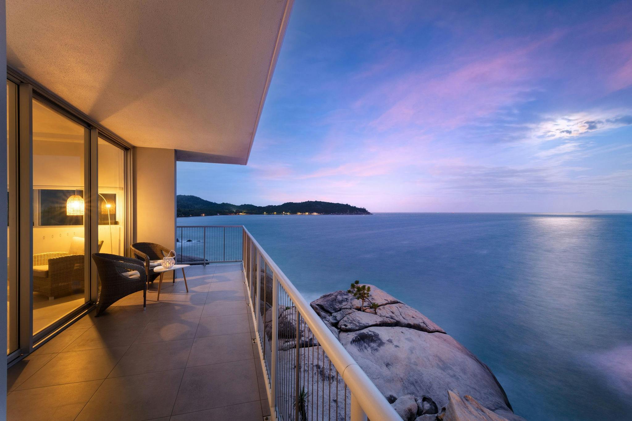 2 Bedroom 2 Bathroom Apartment Ocean Front