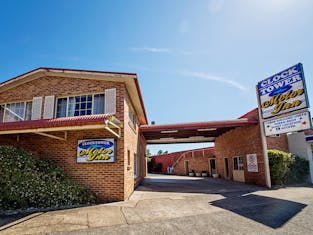 Clocktower Motor Inn