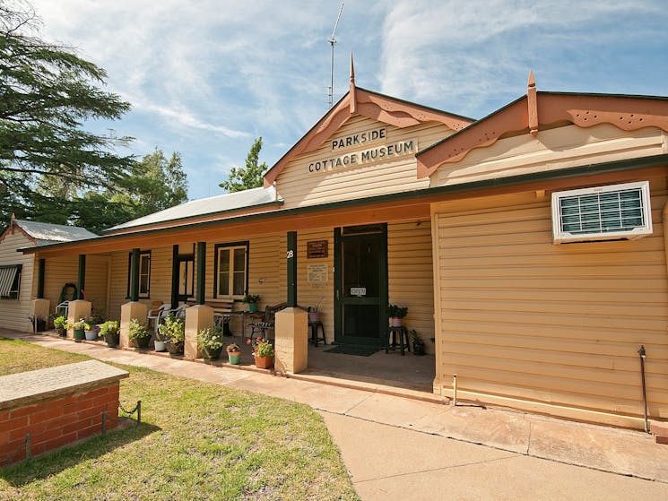 Parkside Cottage Museum