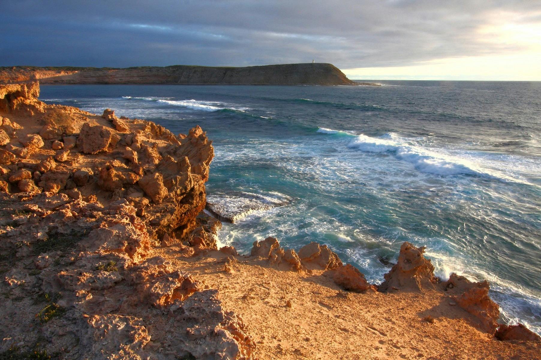 Cliff walks and walking trails