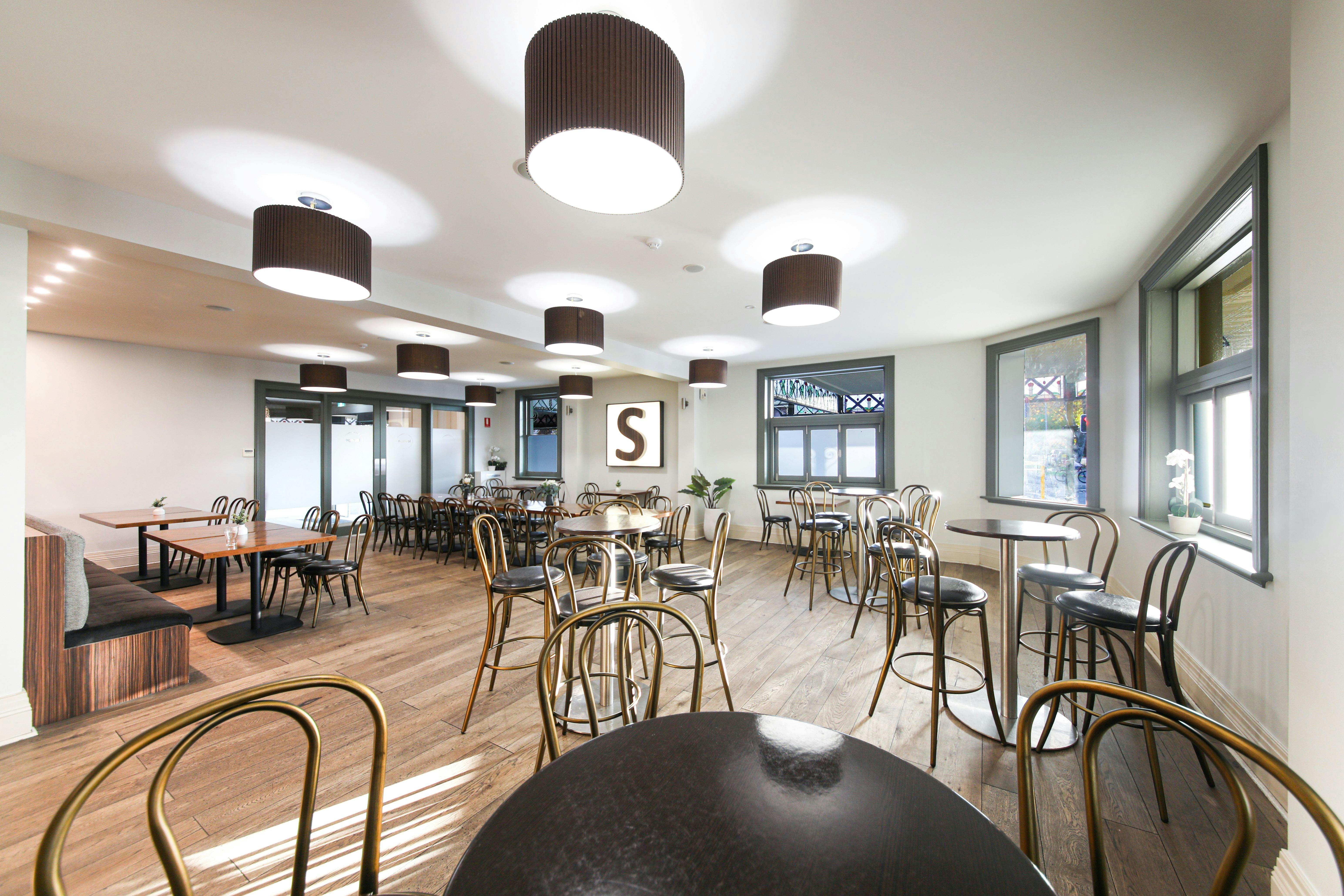 Lounge Function Space