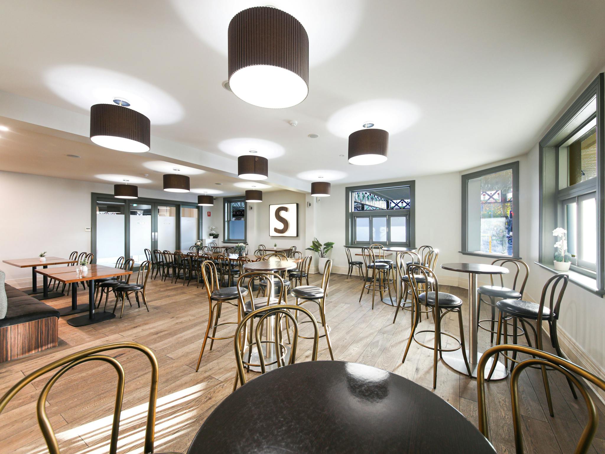 Lounge Function Space