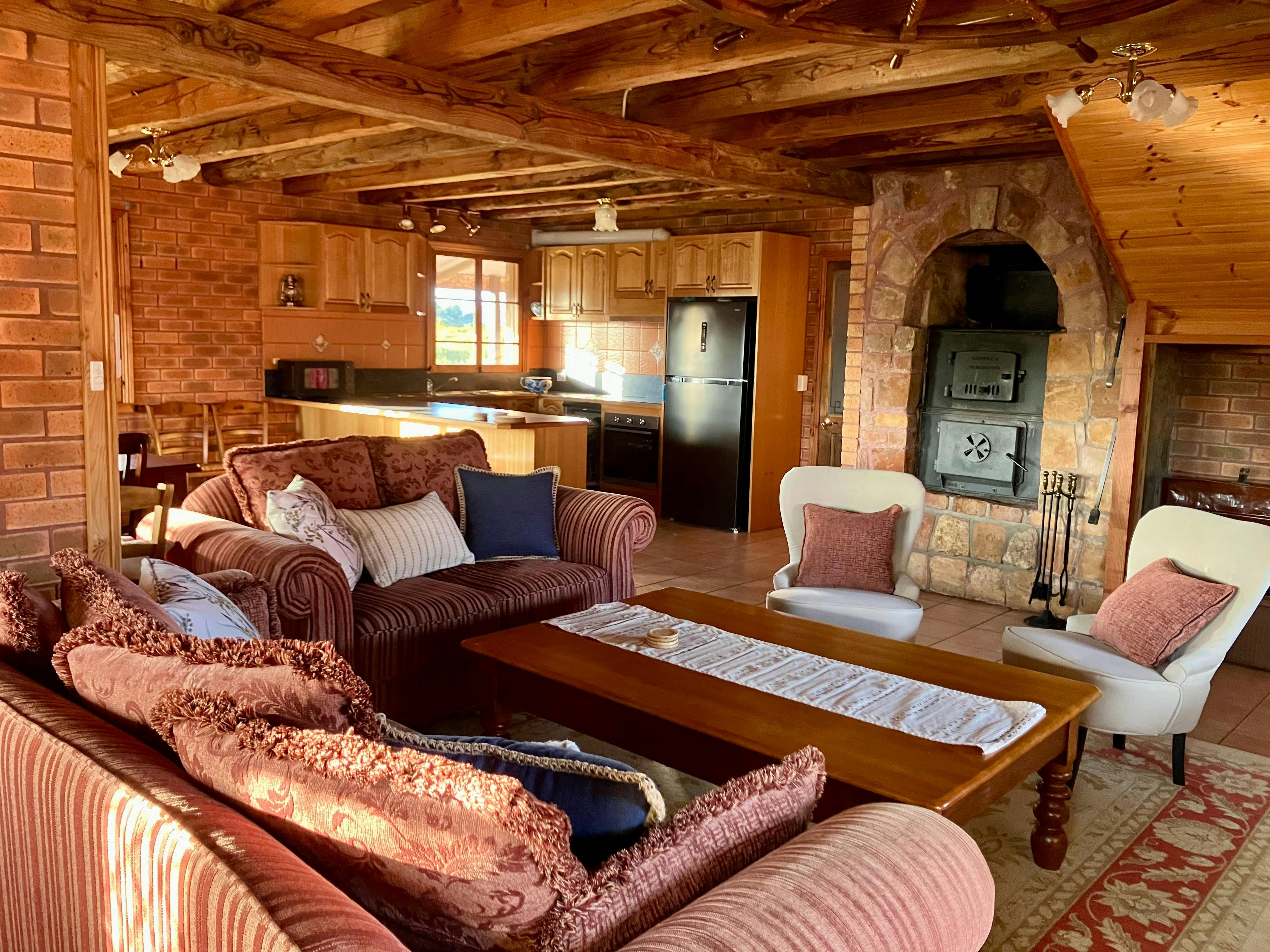 SeaHen Lodge