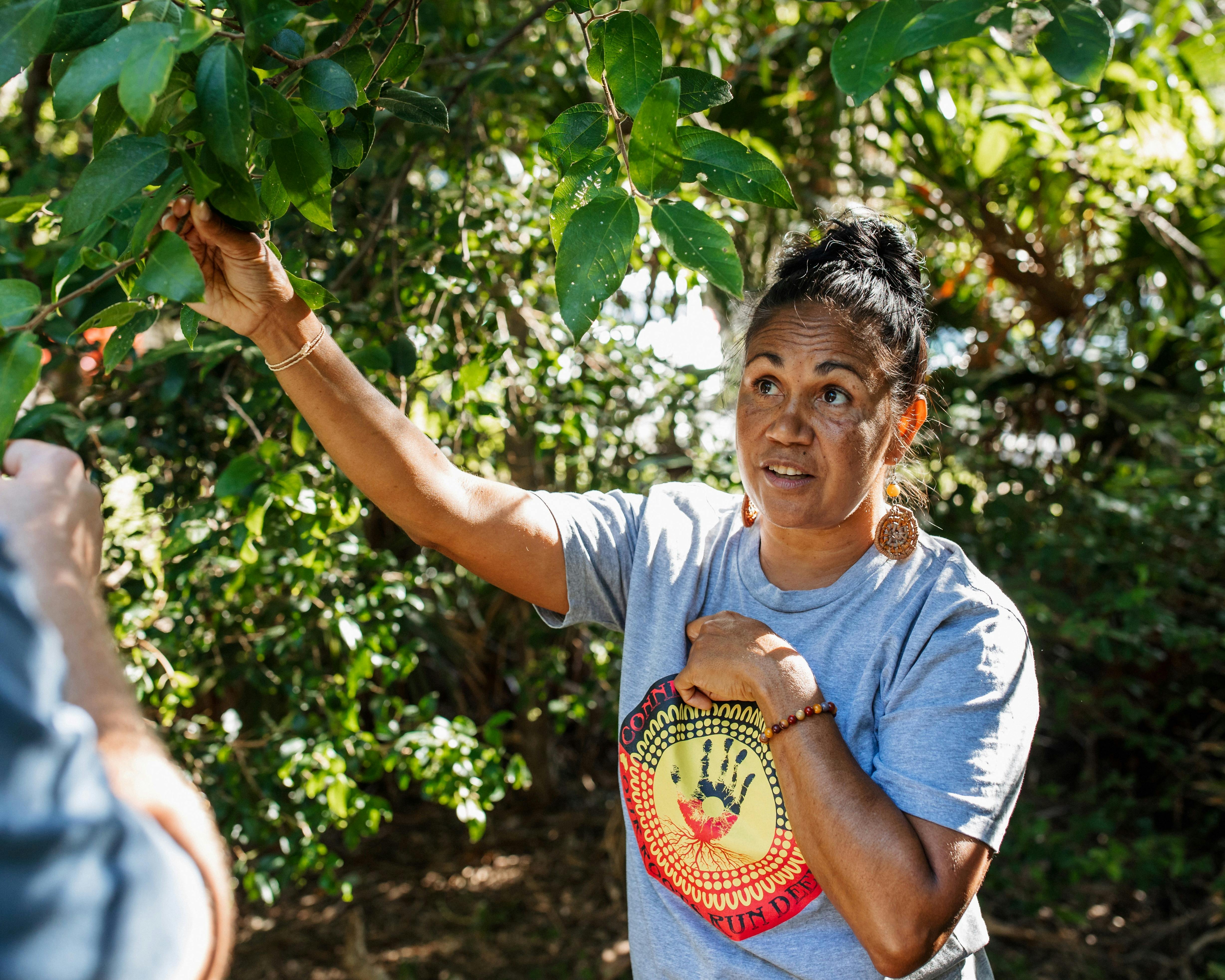 Come explore Byron Bay on a guided Aboriginal tour with Delta Kay on the Byron Lighthouse  Trail