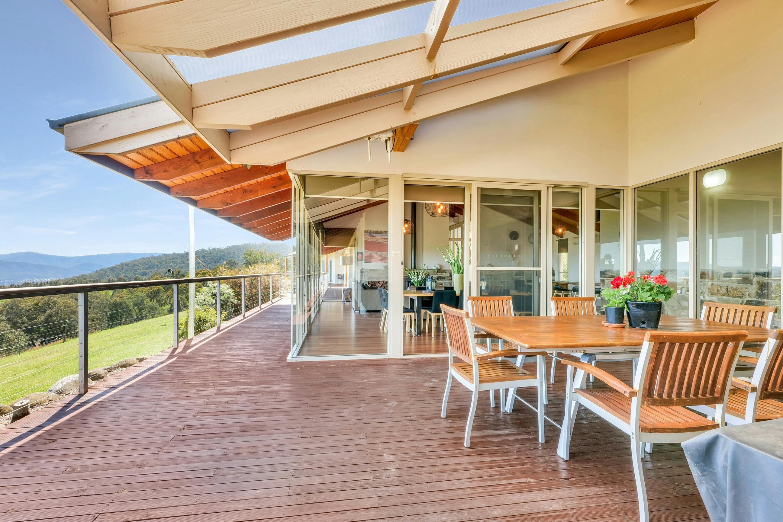 Holmesglen at Eildon The Homestead DiscoverDindi