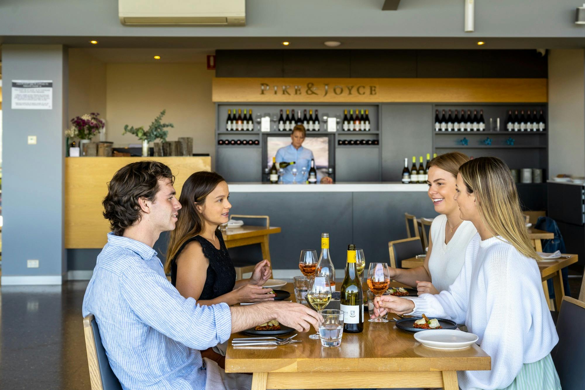 Restaurant Dining 'On Top of the Hill'  Lenswood  Open 7 days