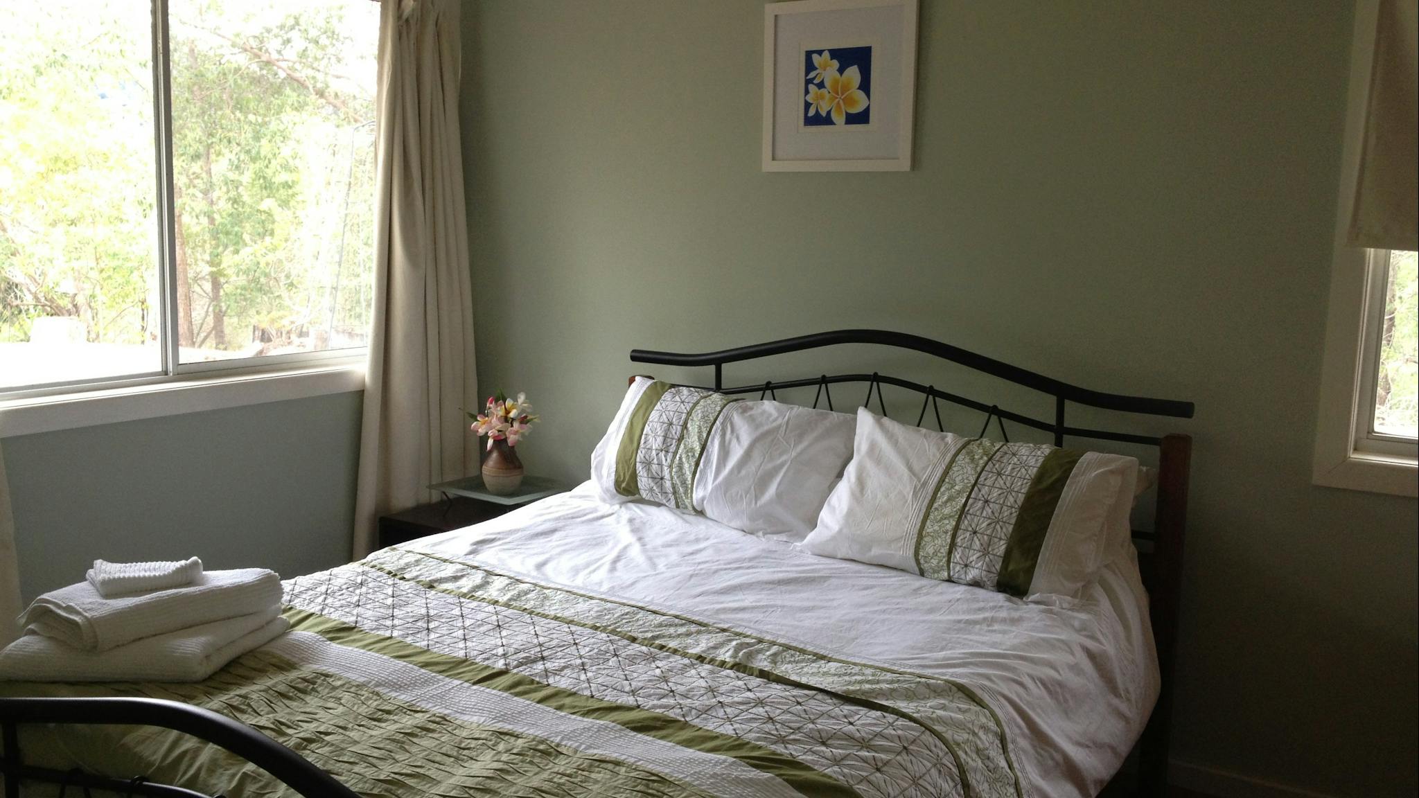 bedroom bedroom