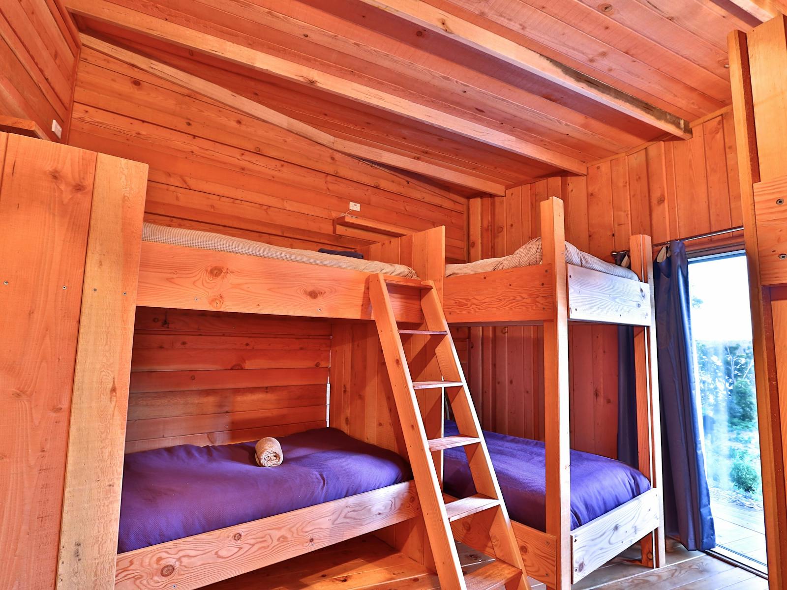 Bruny Island Lodge bunk room