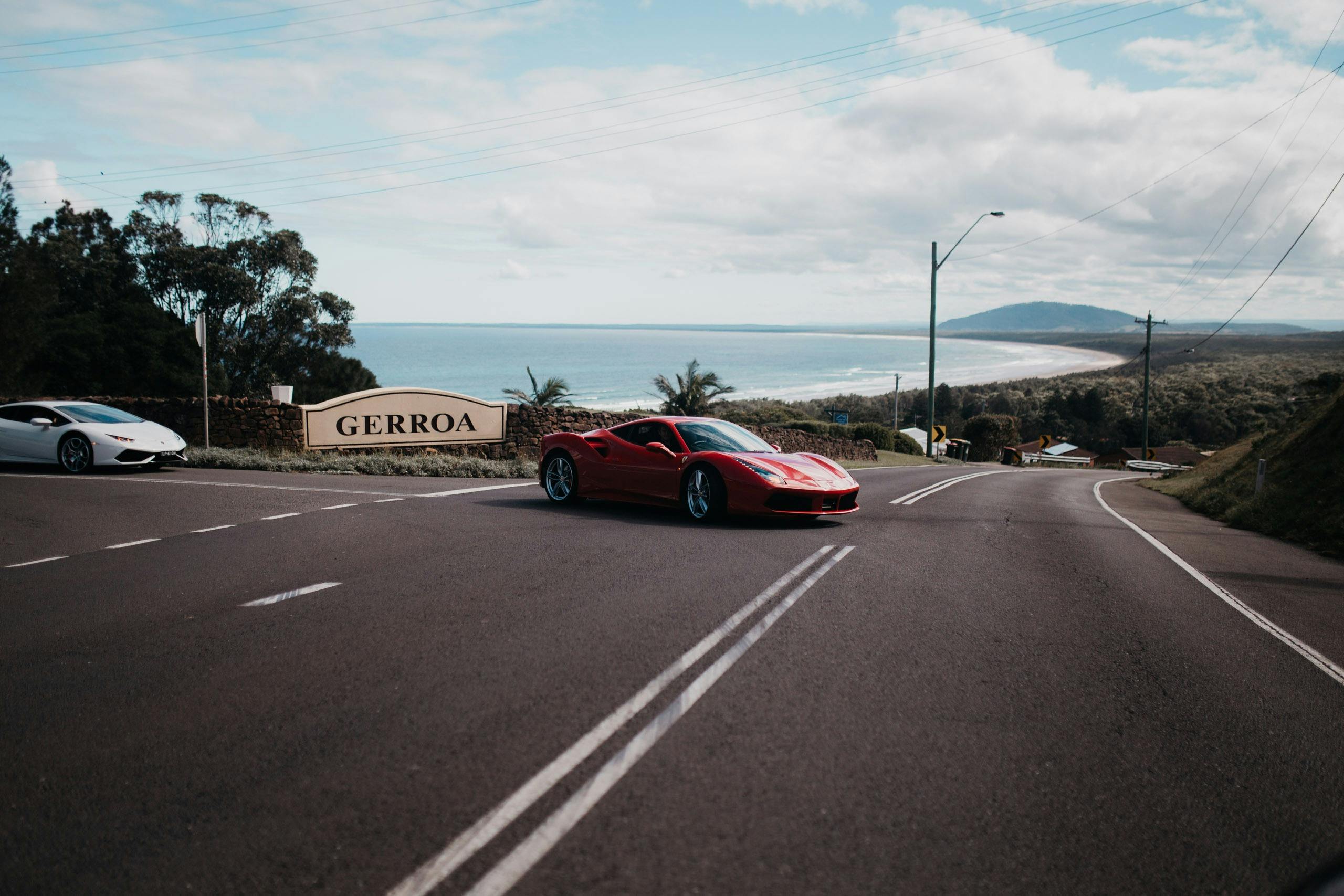 Accelerate along the Kiama Bends and the smoothly surfaced roads into Jamberoo