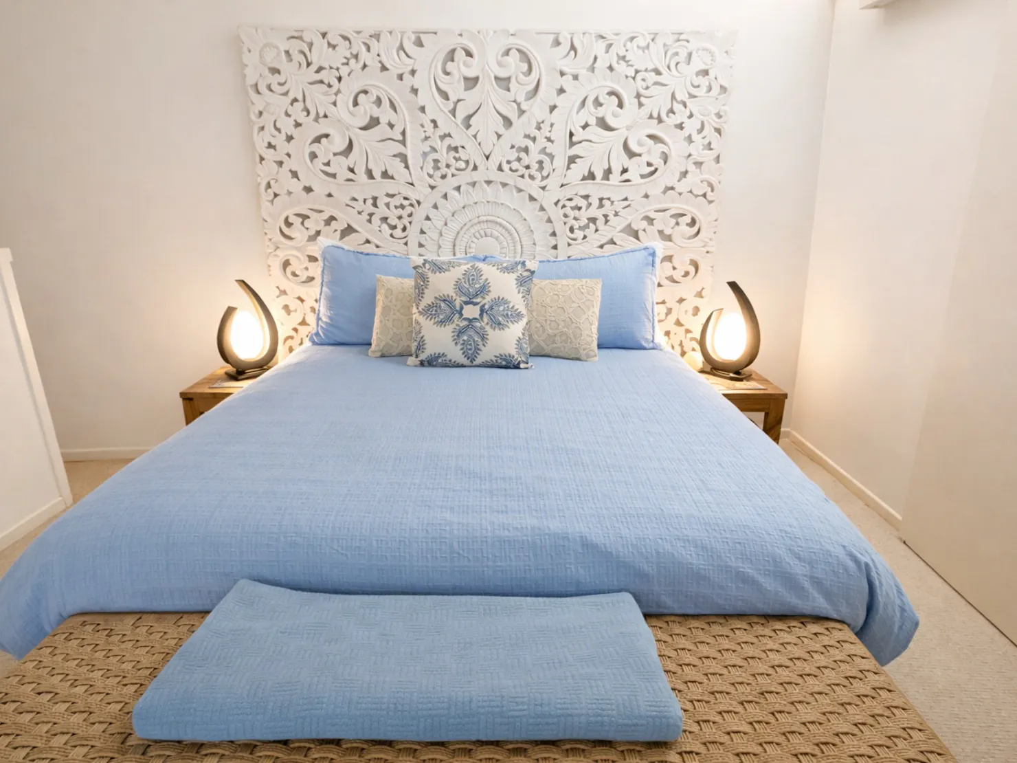 bed taman sari