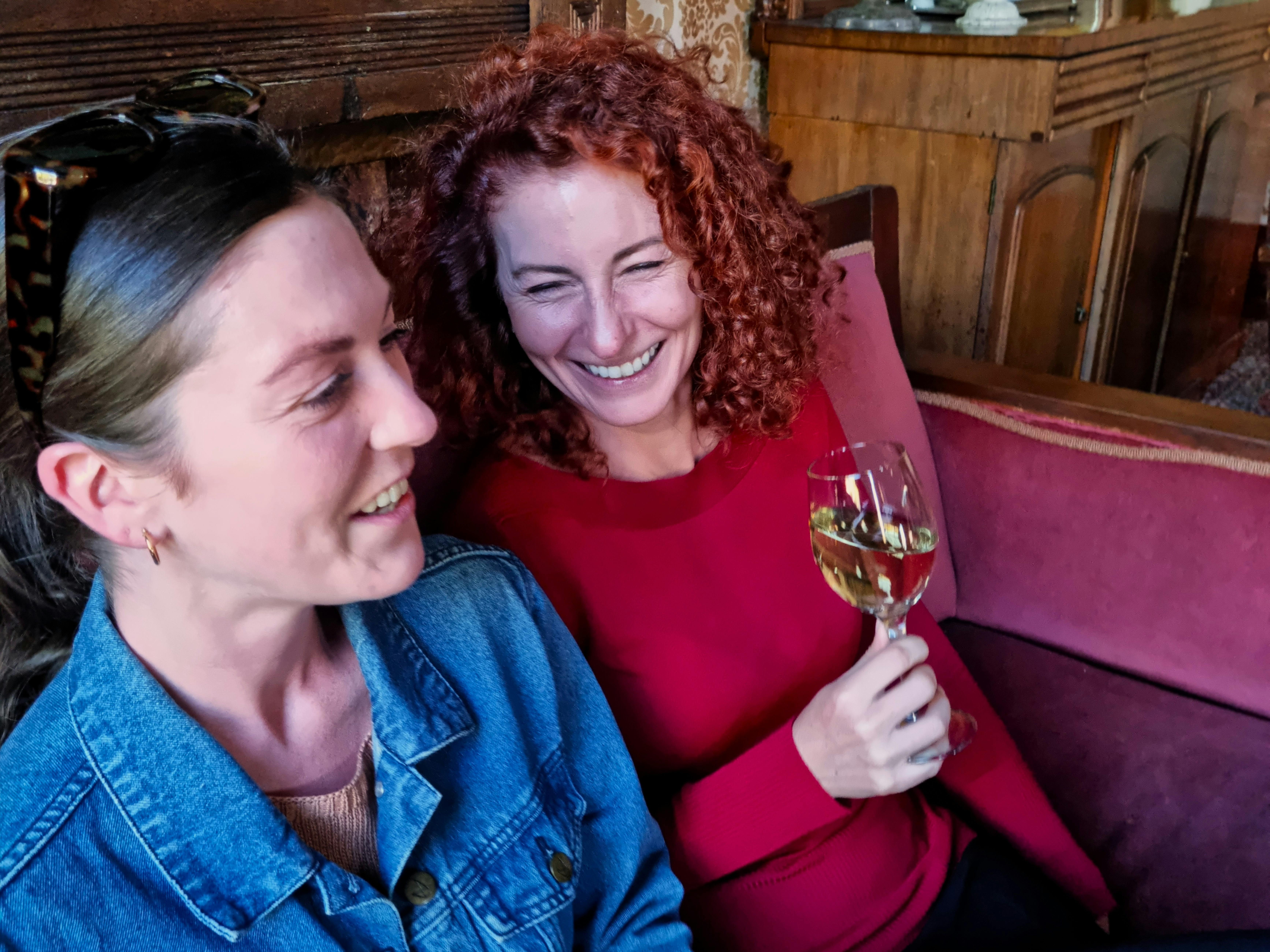 women on Hobart Pub Tour