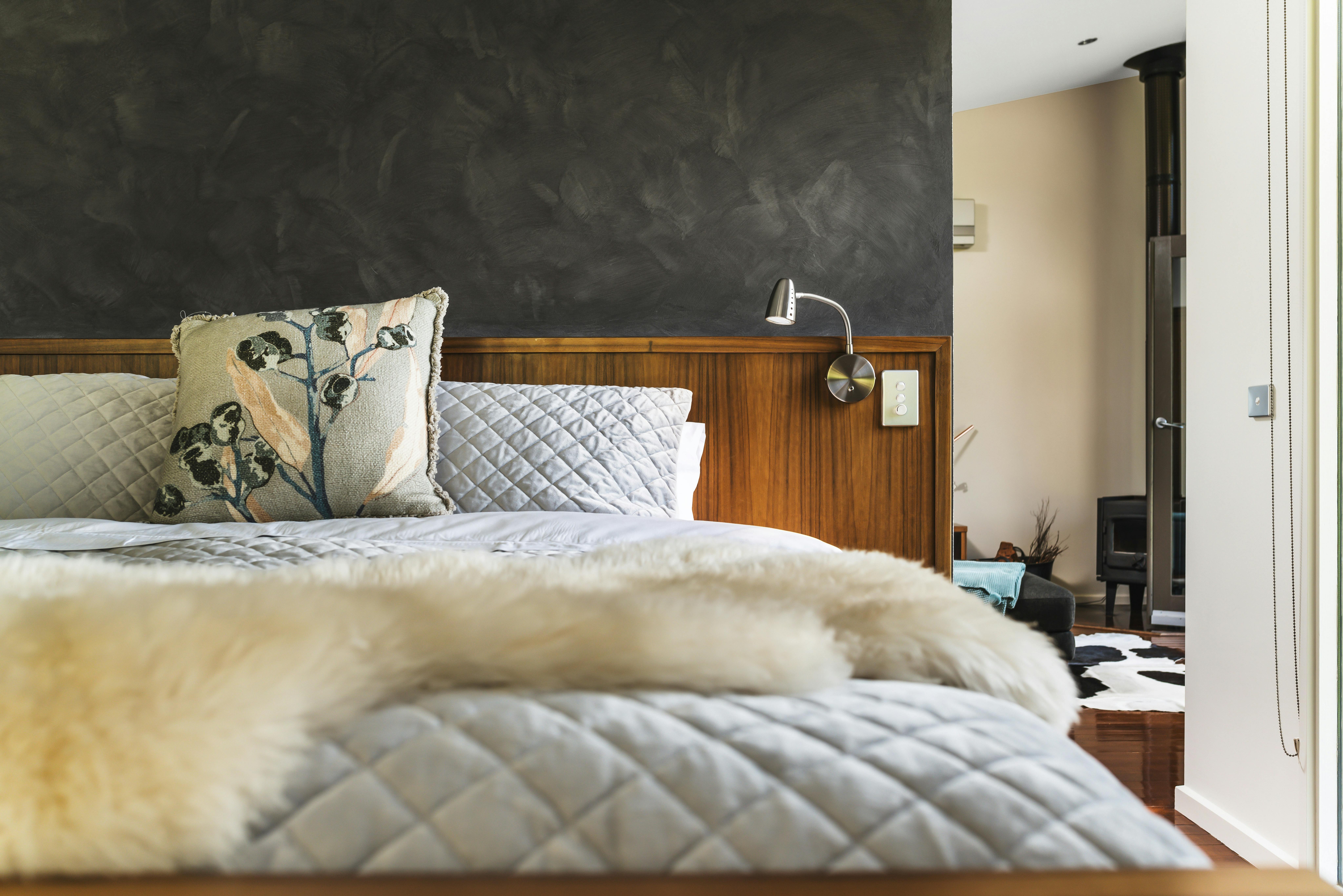 bedroom in studios 1-4