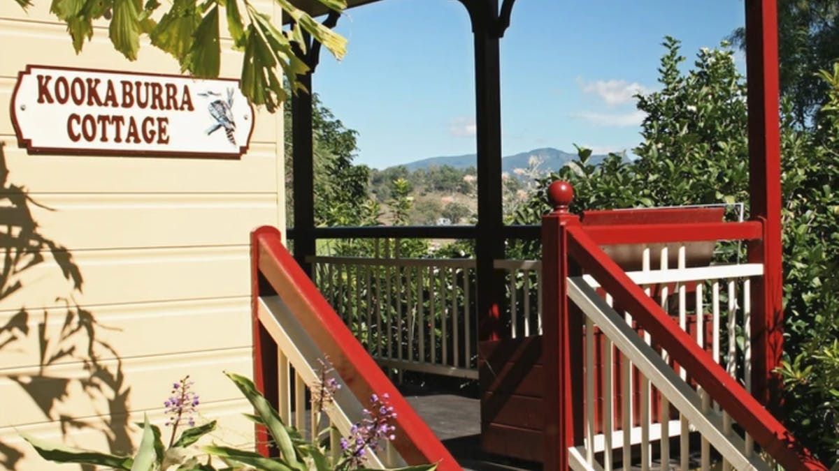 Cottage with verandah and mountain views Cottage with verandah and mountain views