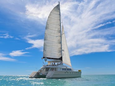 Whitsundays Day Charter | YOTSPACE yacht charters Queensland