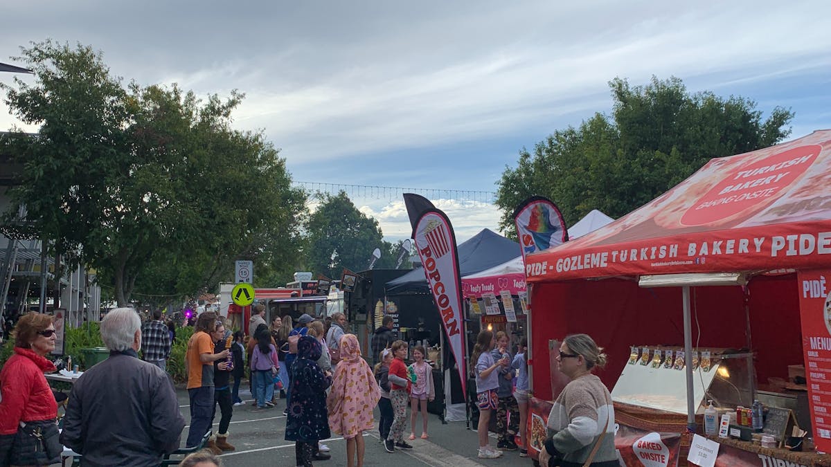 Victoria Point Lakeside Food Trucks
