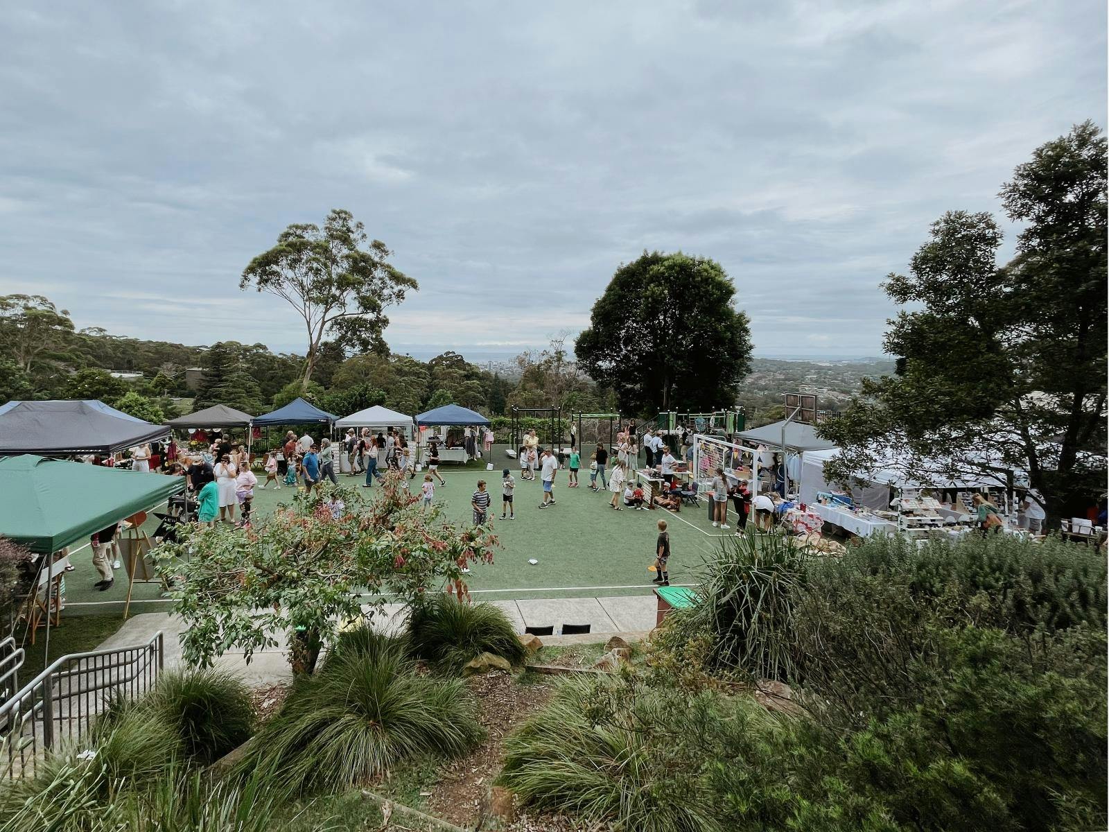 Mount Keira Christmas Markets