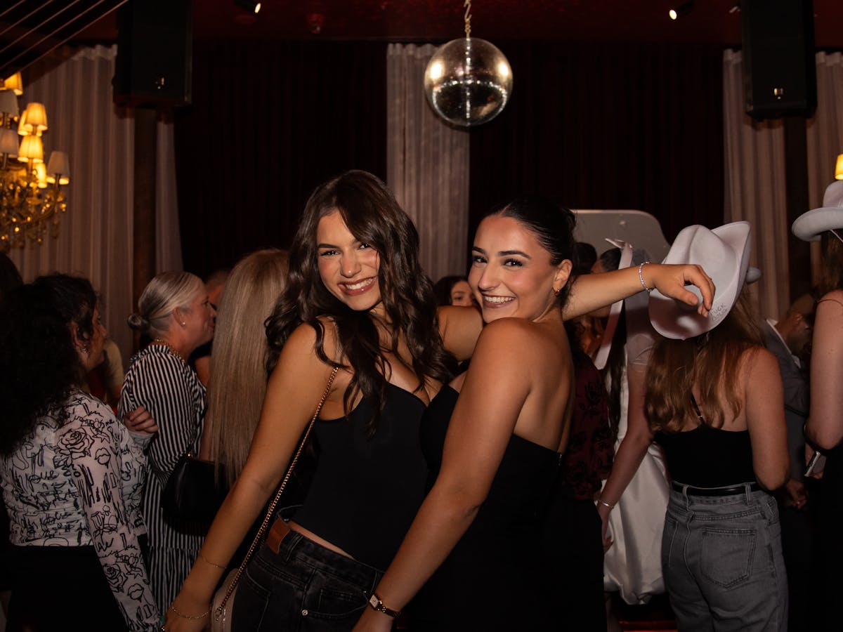 cocktail bar and live msuic venue that has a luxury interior where people can enjoy, dance sing
