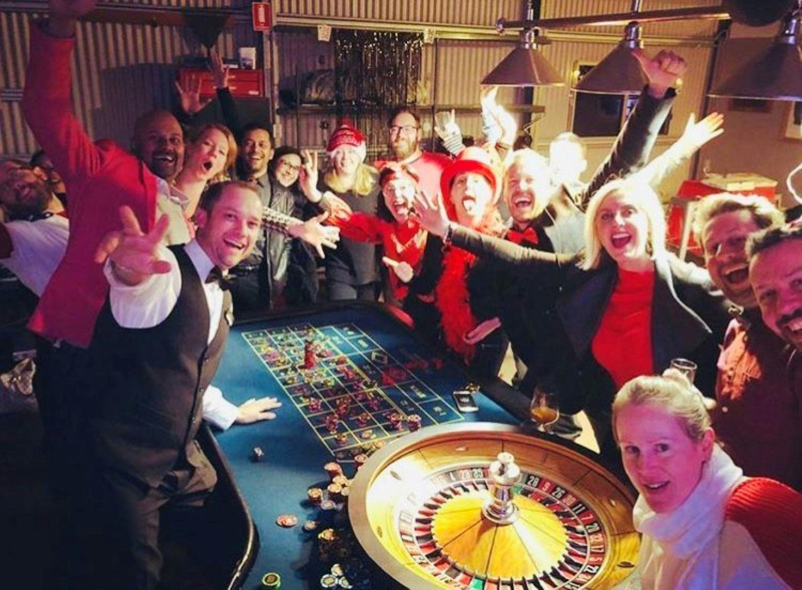 Image of people playing roulette