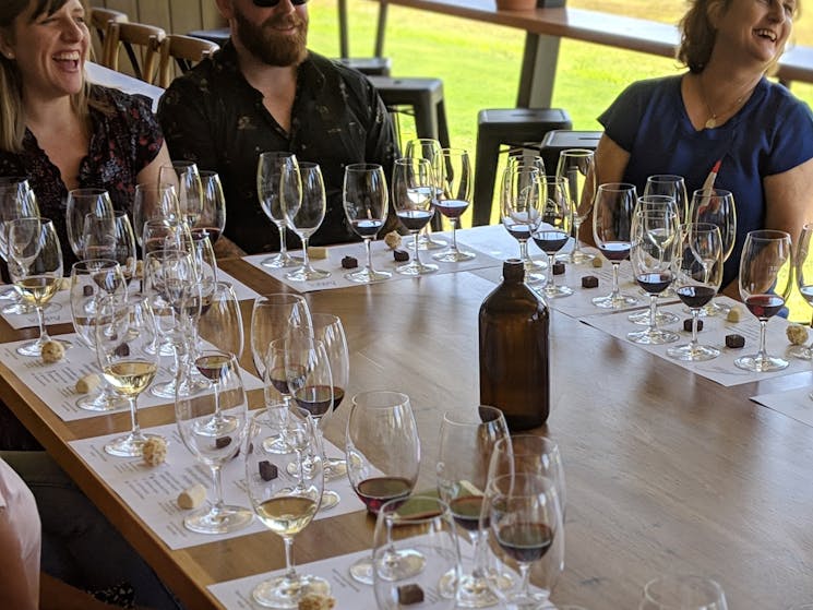 Glandore Estate Wine Tours Pokolbin Visitnsw Com
