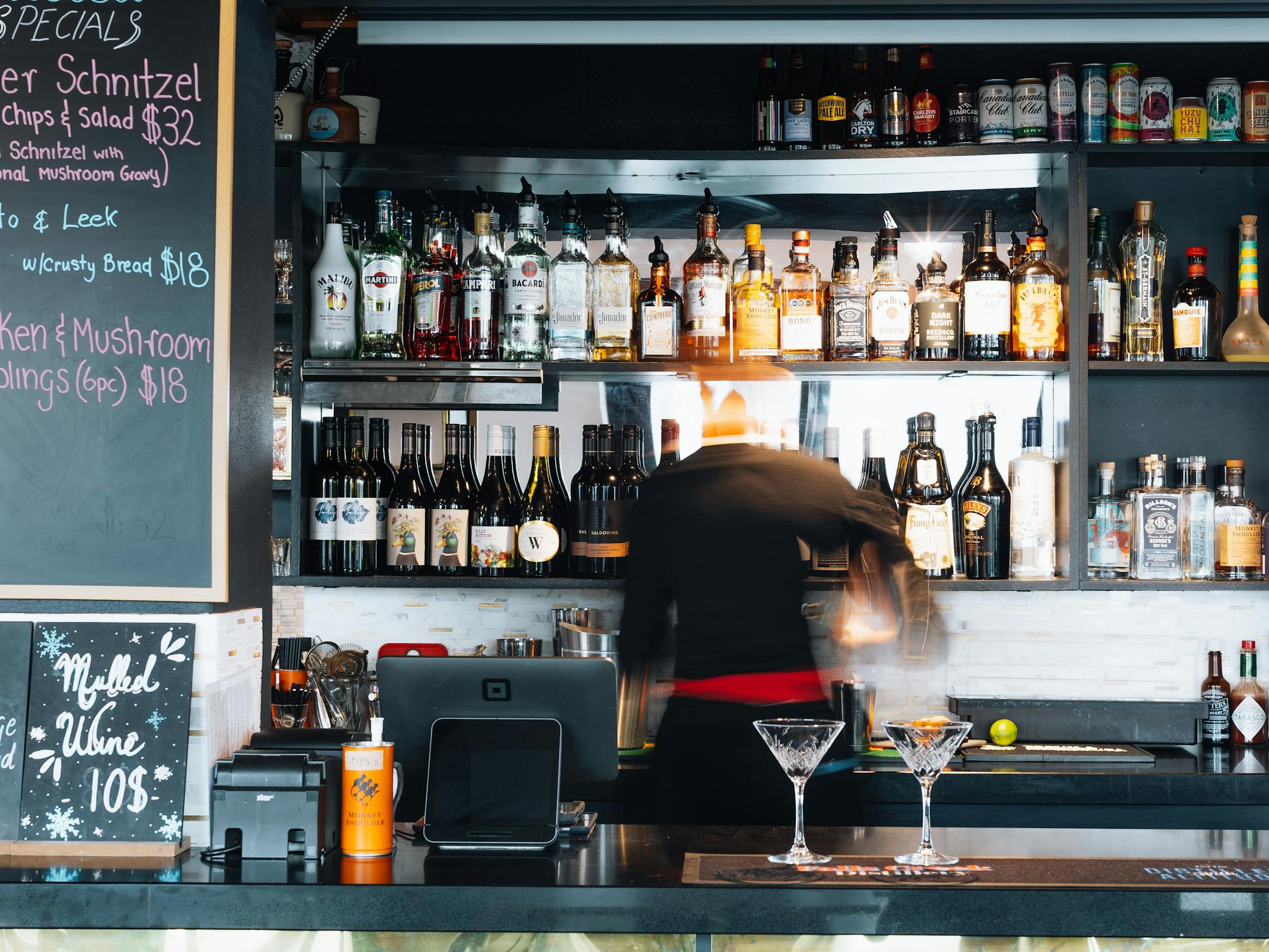 Apres Cocktails