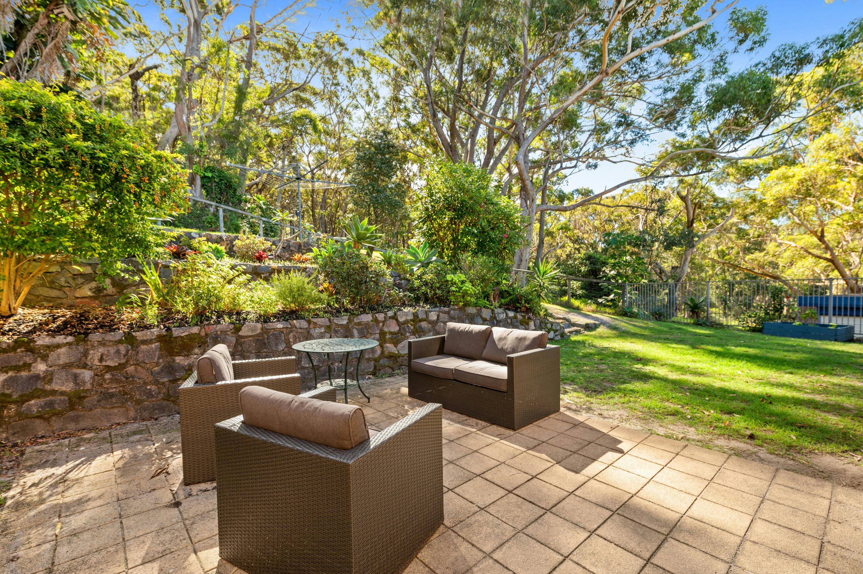 レンタラ・エイト