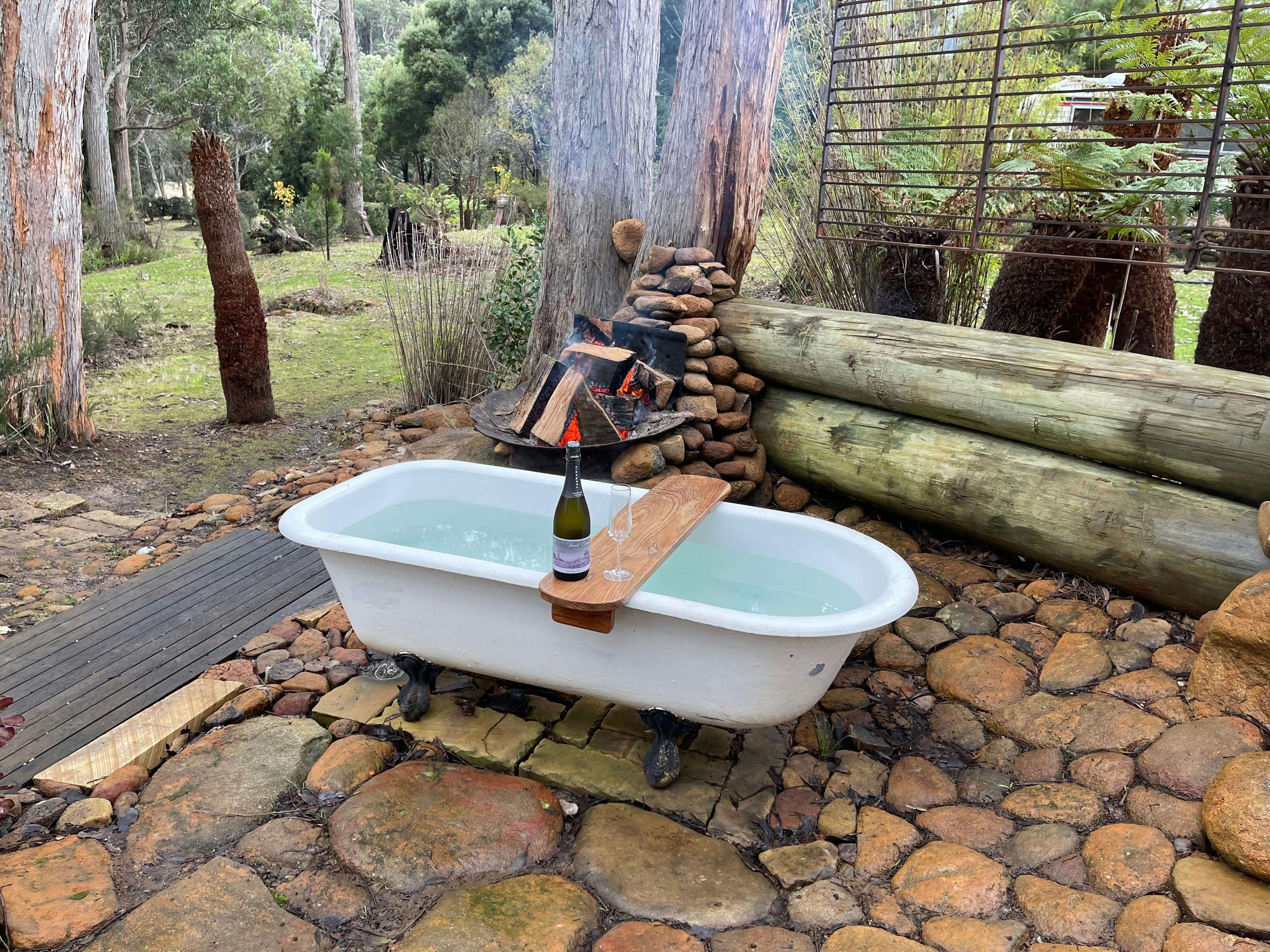 Outdoor bath