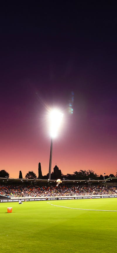 Sixers host match at Manuka Oval this Summer.