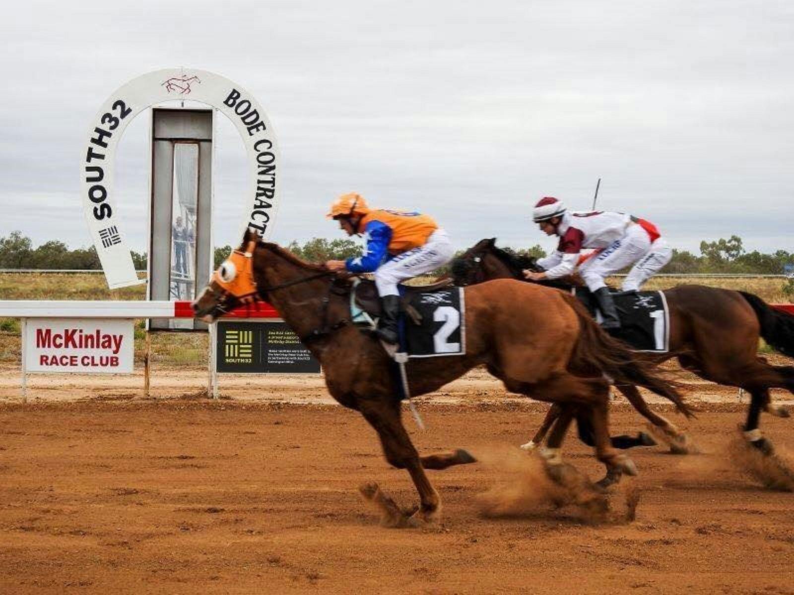 McKinlay Races